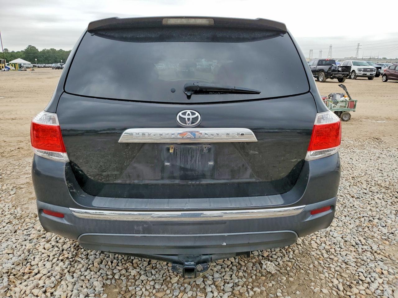 2012 Toyota Highlander Base Black vin: 5TDZK3EH5CS059886