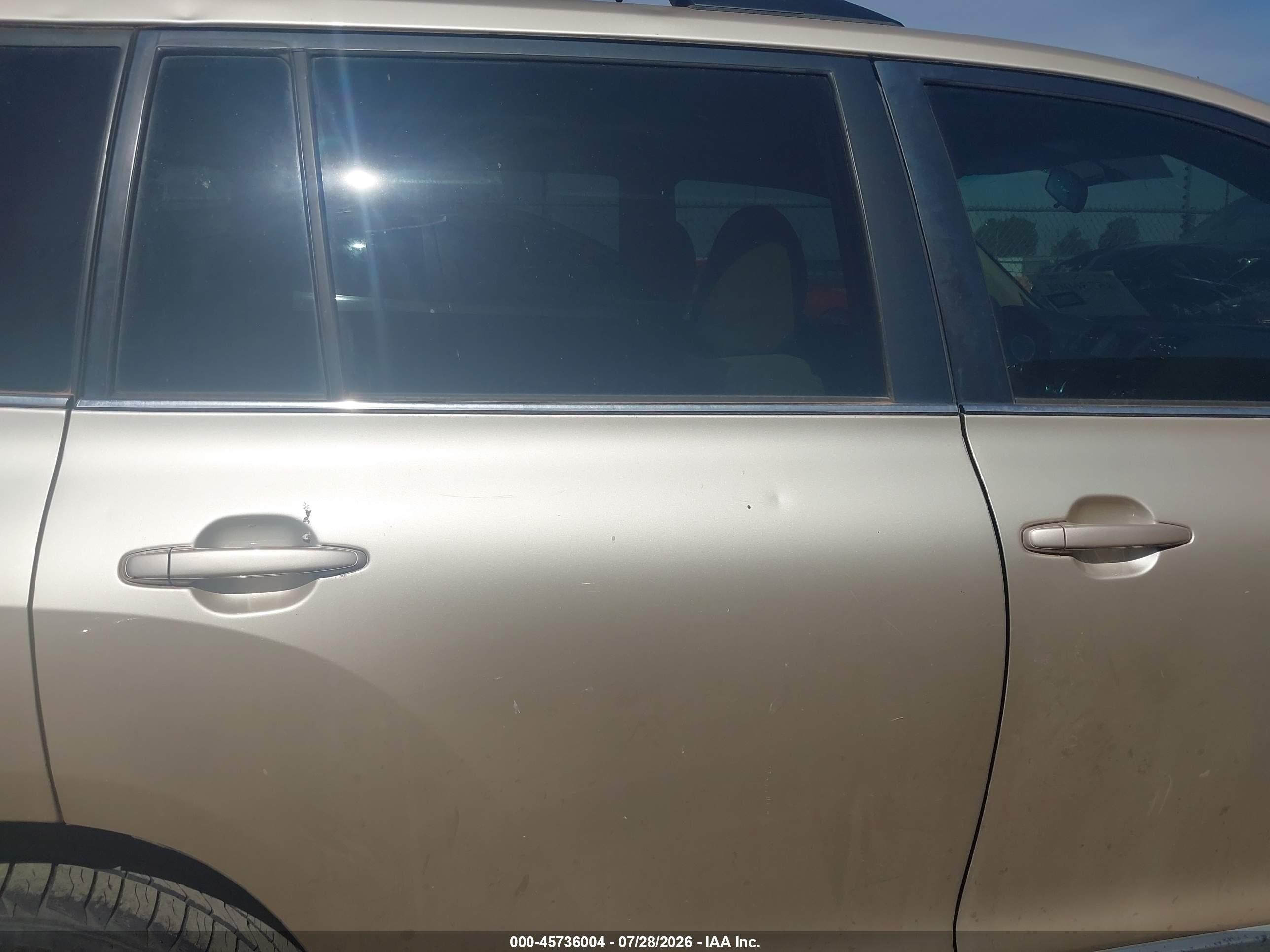 2012 Toyota Highlander Base V6 Gold vin: 5TDZK3EH5CS067650