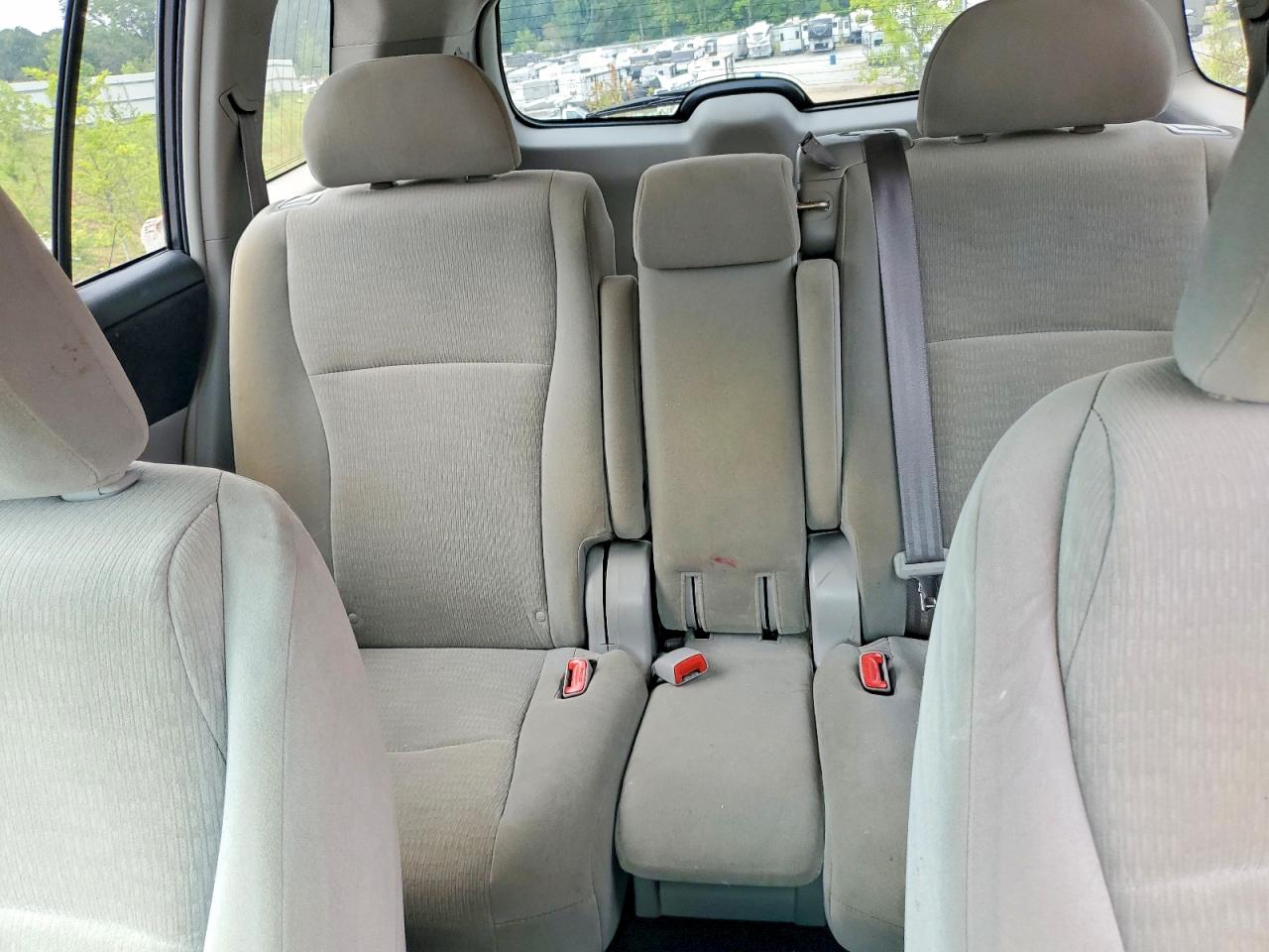 2012 Toyota Highlander Base Gray vin: 5TDZK3EH5CS089213