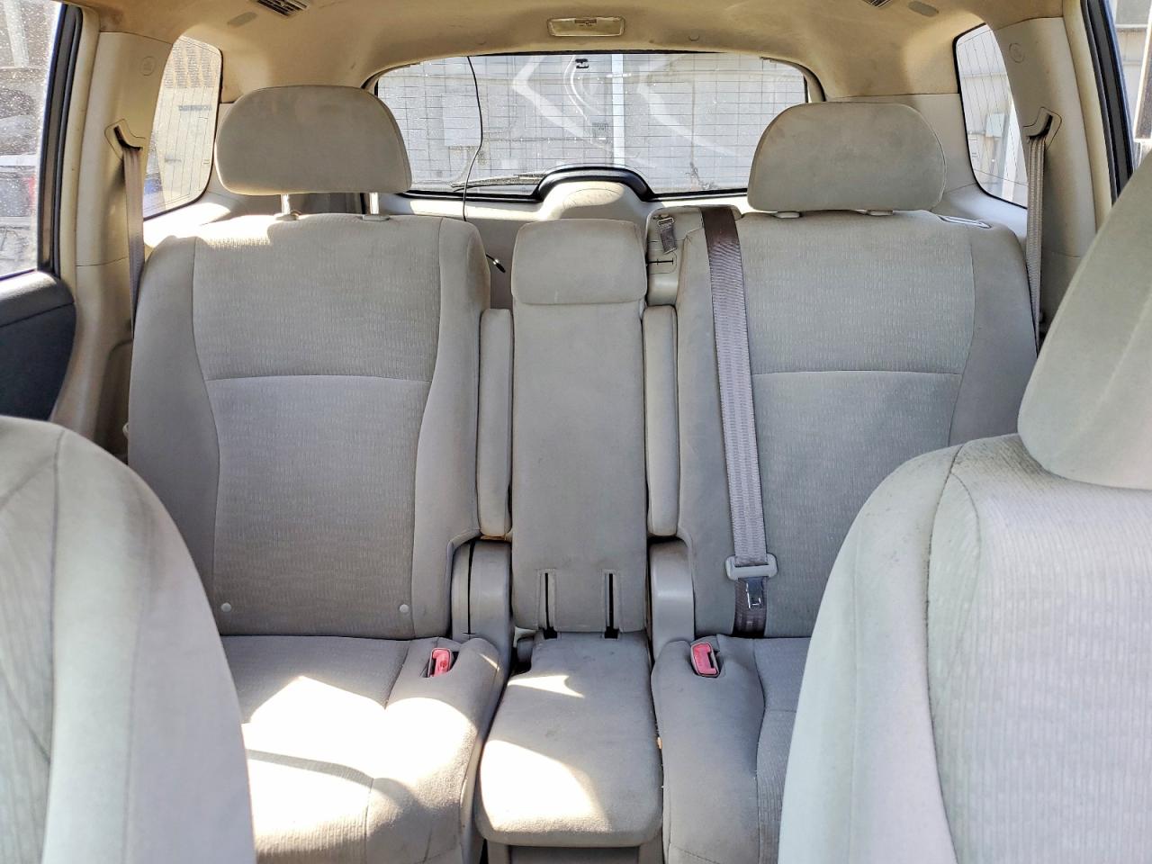 2013 Toyota Highlander Plus Silver vin: 5TDZK3EH5DS101104