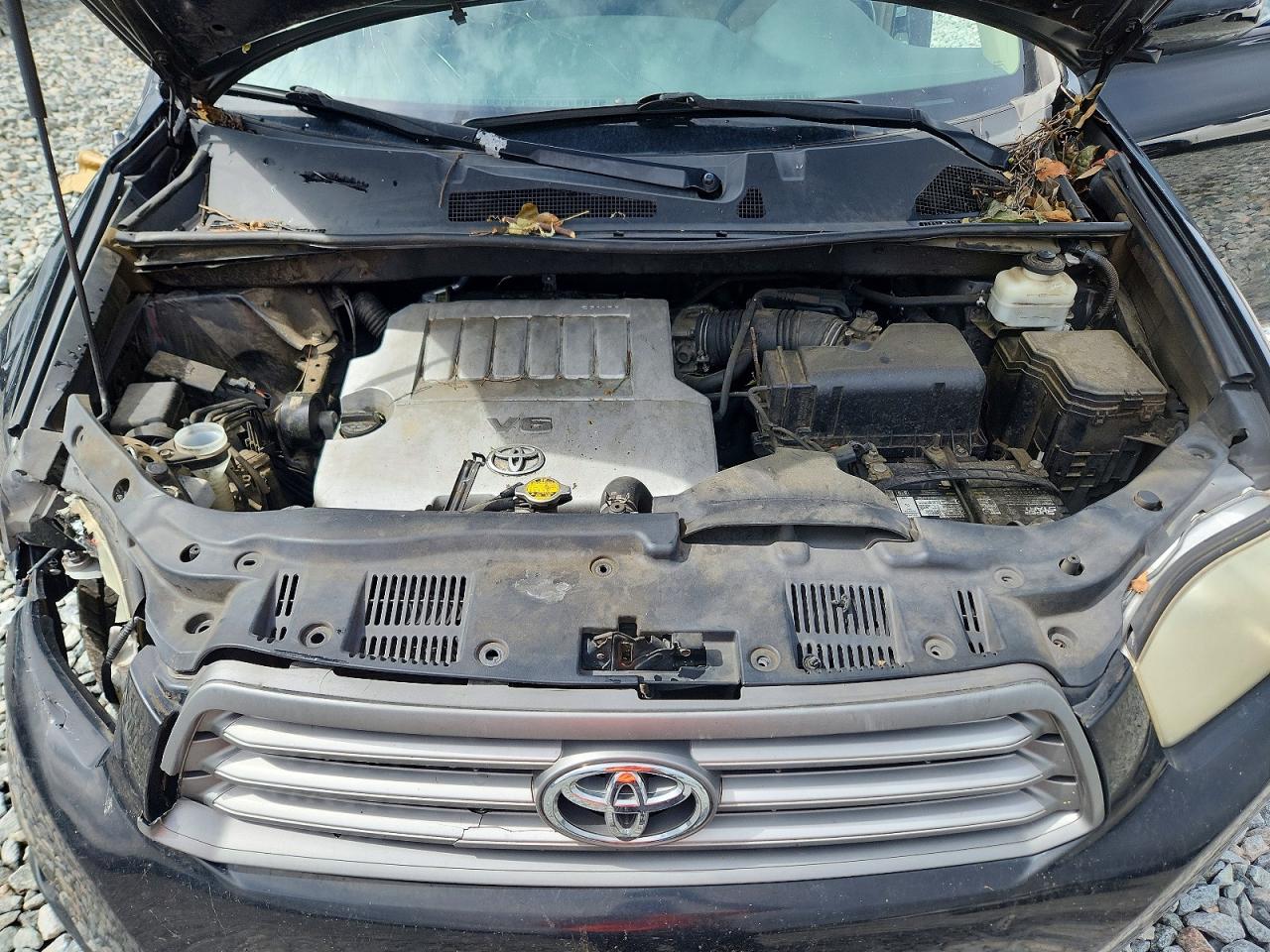 2010 Toyota Highlander Base Черный vin: 5TDZK3EH6AS004098