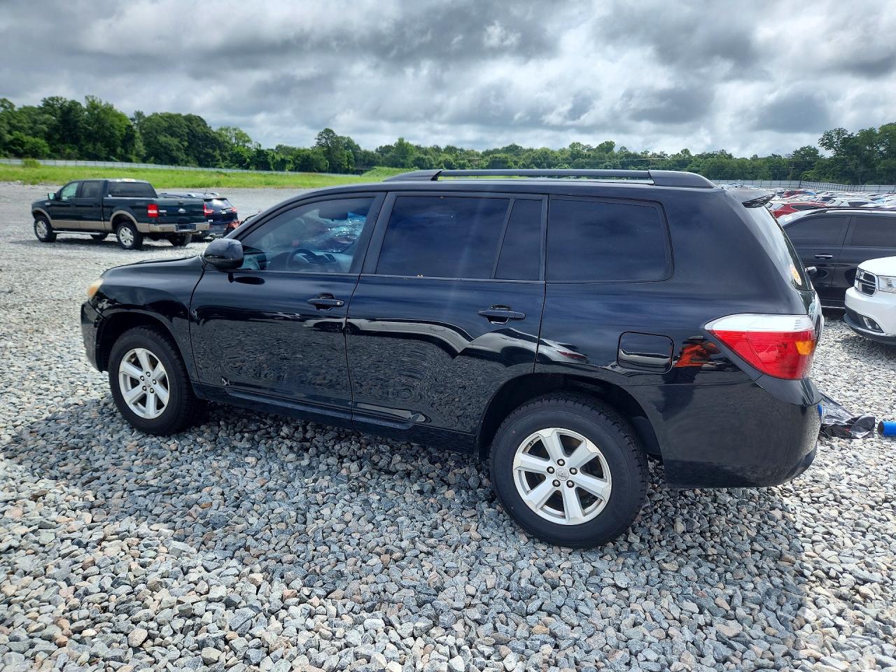 2010 Toyota Highlander Base Черный vin: 5TDZK3EH6AS004098