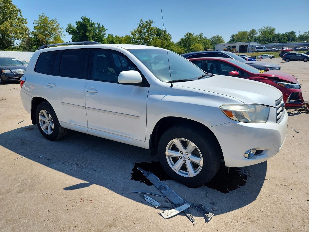 2010 Toyota Highlander Base Белый vin: 5TDZK3EH6AS005591