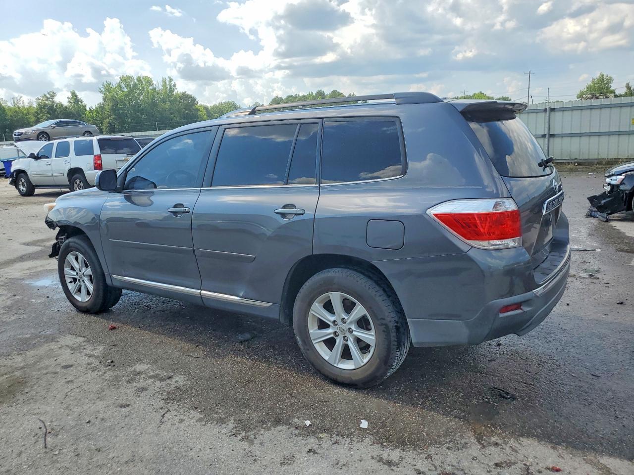 2012 Toyota Highlander Base Gray vin: 5TDZK3EH6CS050971