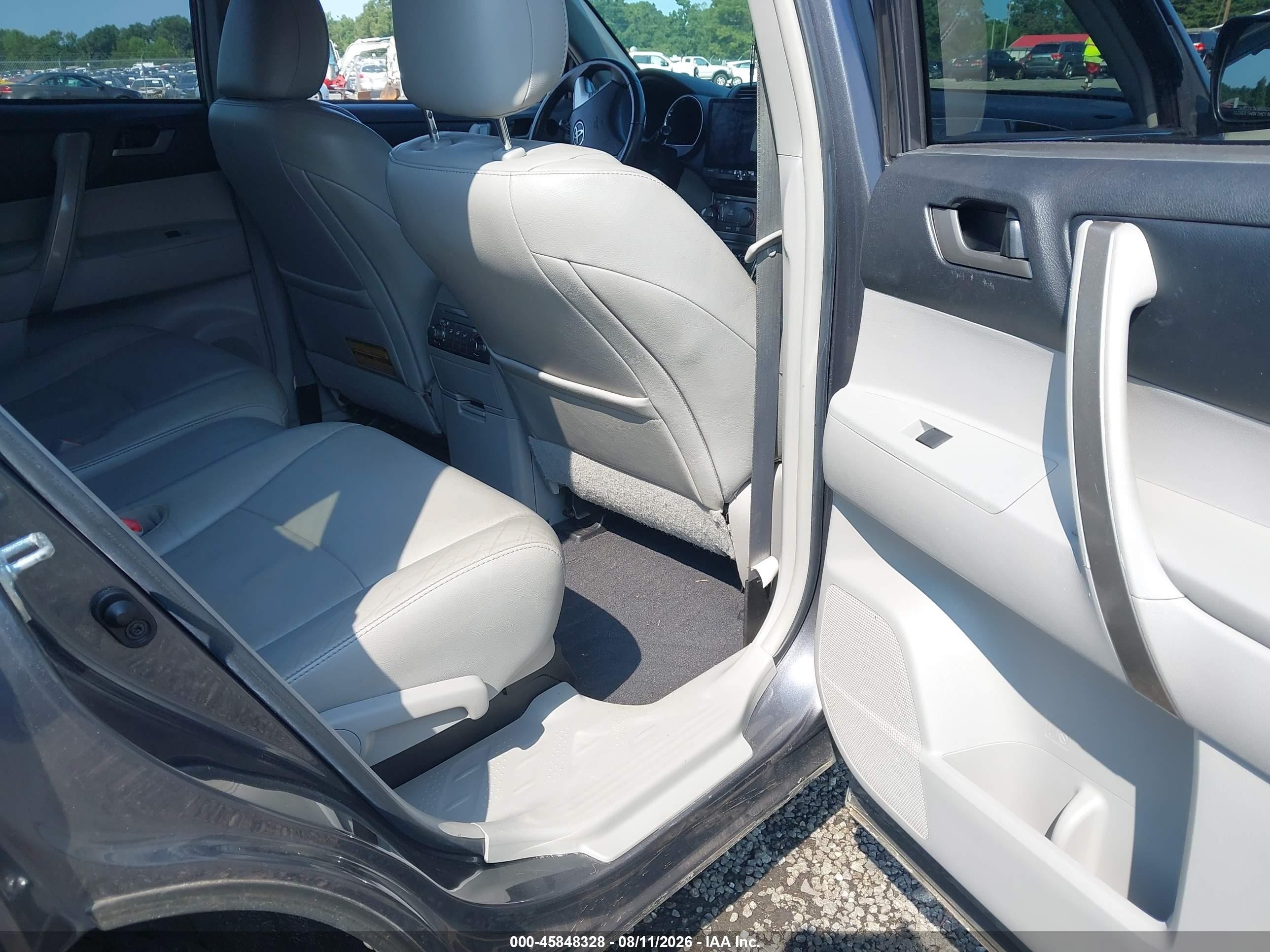 2012 Toyota Highlander Se V6 Gray vin: 5TDZK3EH6CS084831