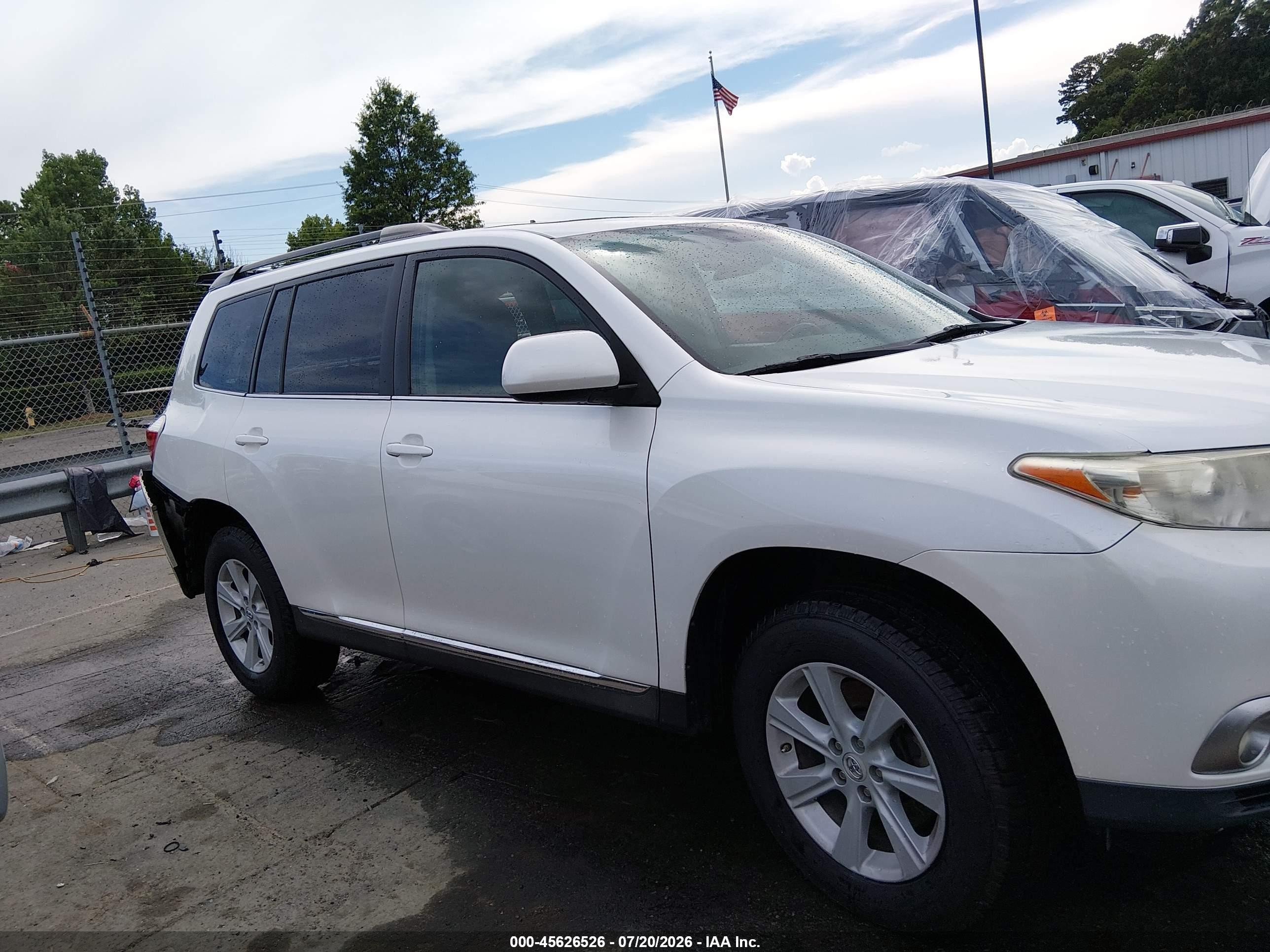 2012 Toyota Highlander Se V6 White vin: 5TDZK3EH6CS086045