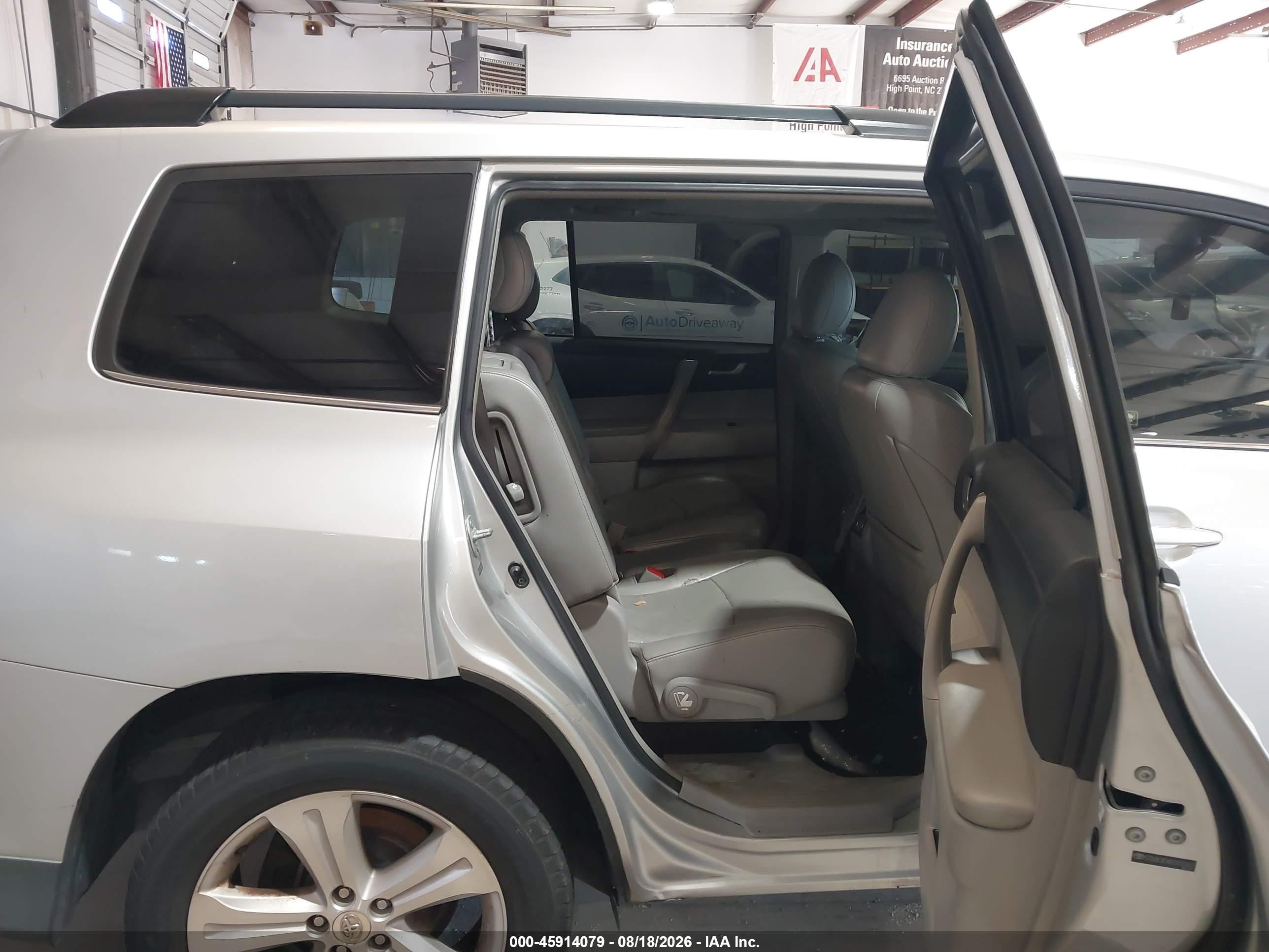 2013 Toyota Highlander Se V6 Silver vin: 5TDZK3EH6DS092882