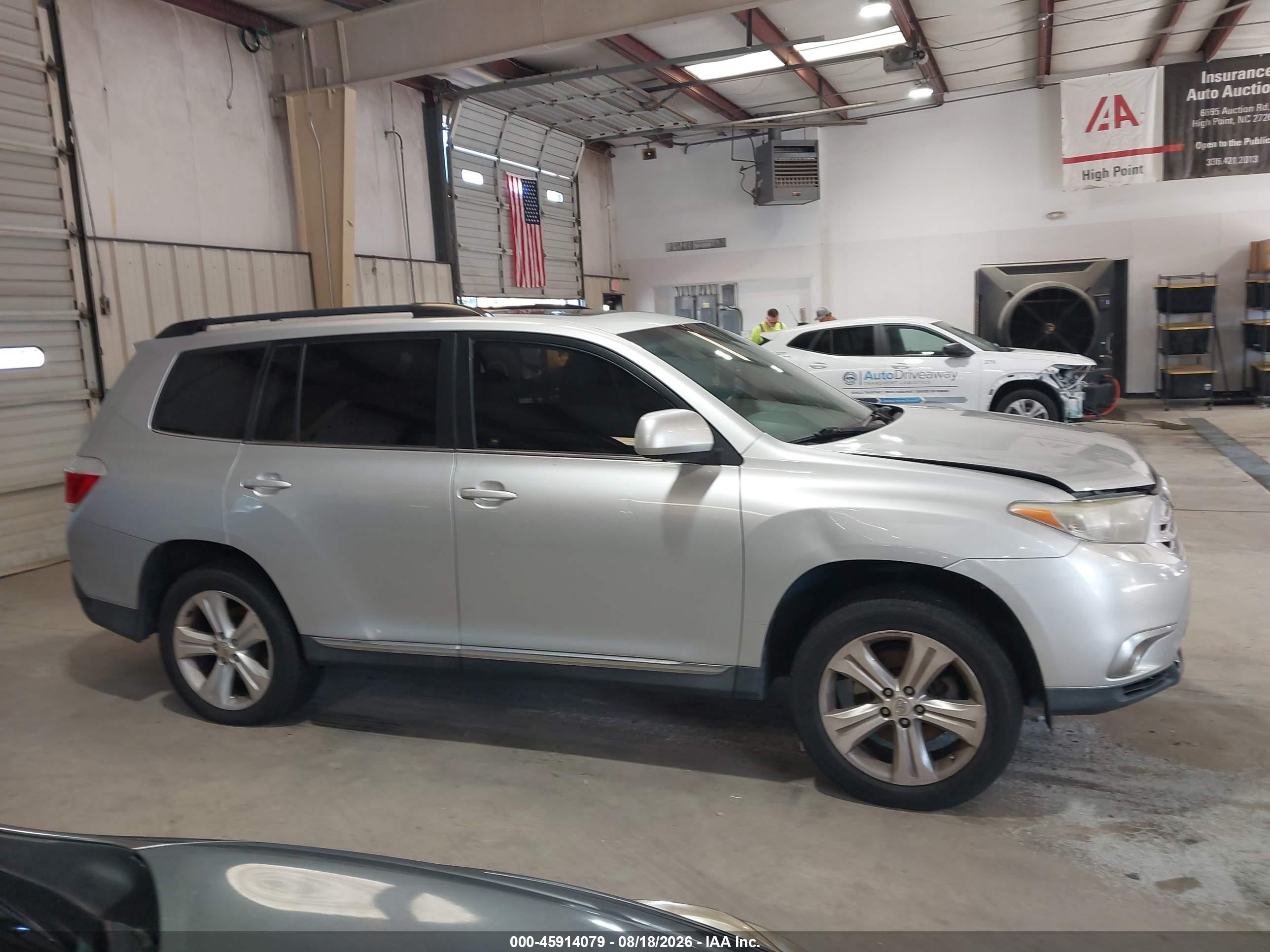 2013 Toyota Highlander Se V6 Silver vin: 5TDZK3EH6DS092882