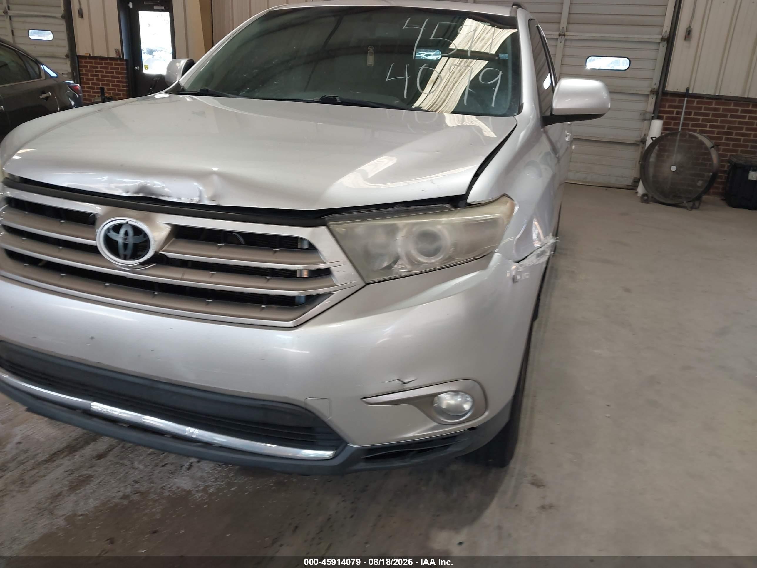 2013 Toyota Highlander Se V6 Silver vin: 5TDZK3EH6DS092882