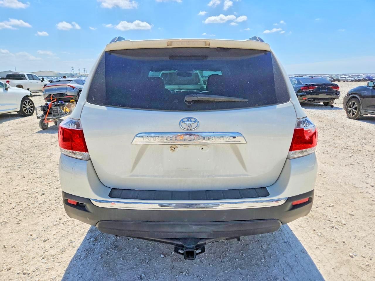 2013 Toyota Highlander Se White vin: 5TDZK3EH6DS096091