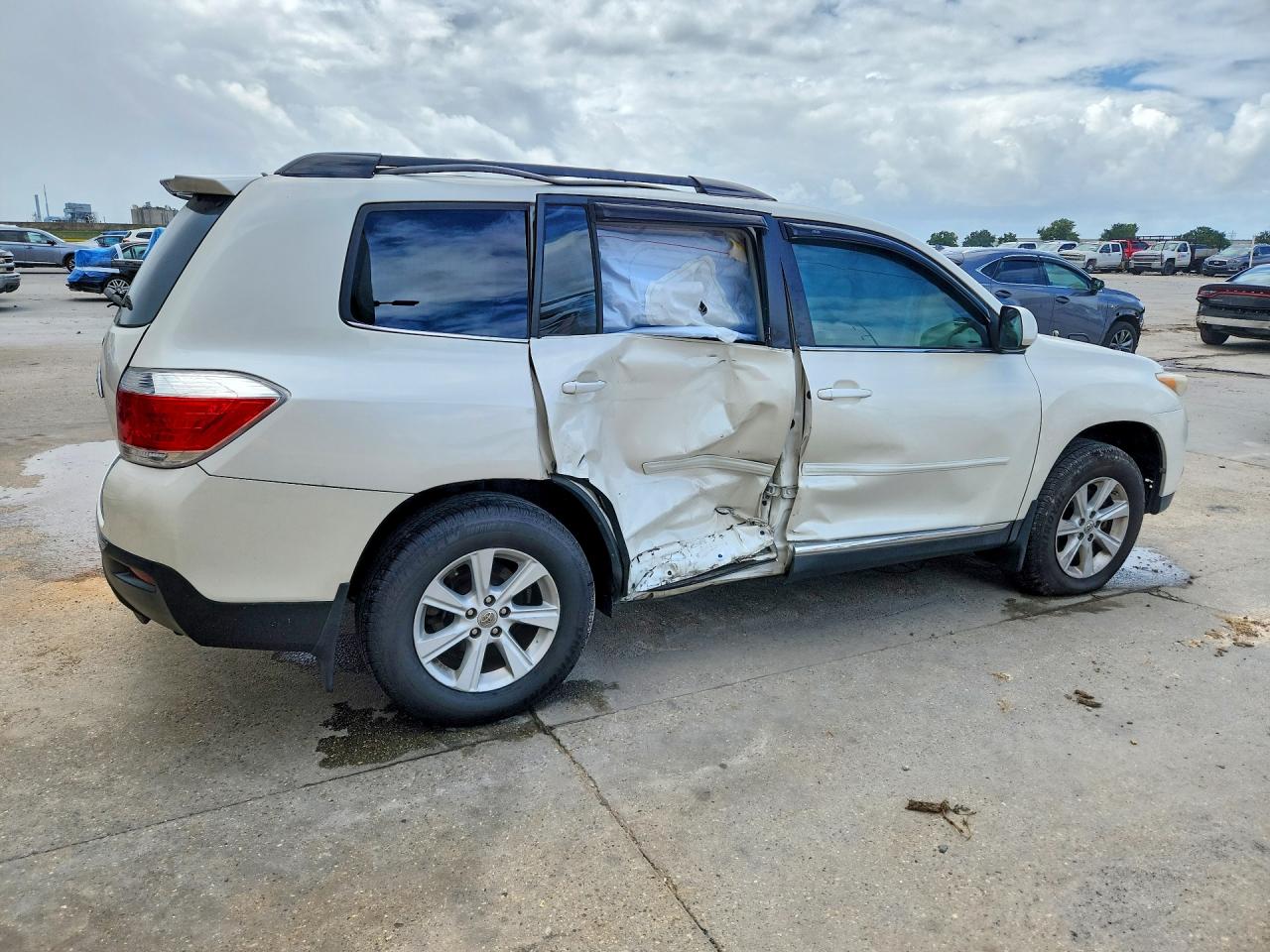 2013 Toyota Highlander Se White vin: 5TDZK3EH6DS118381