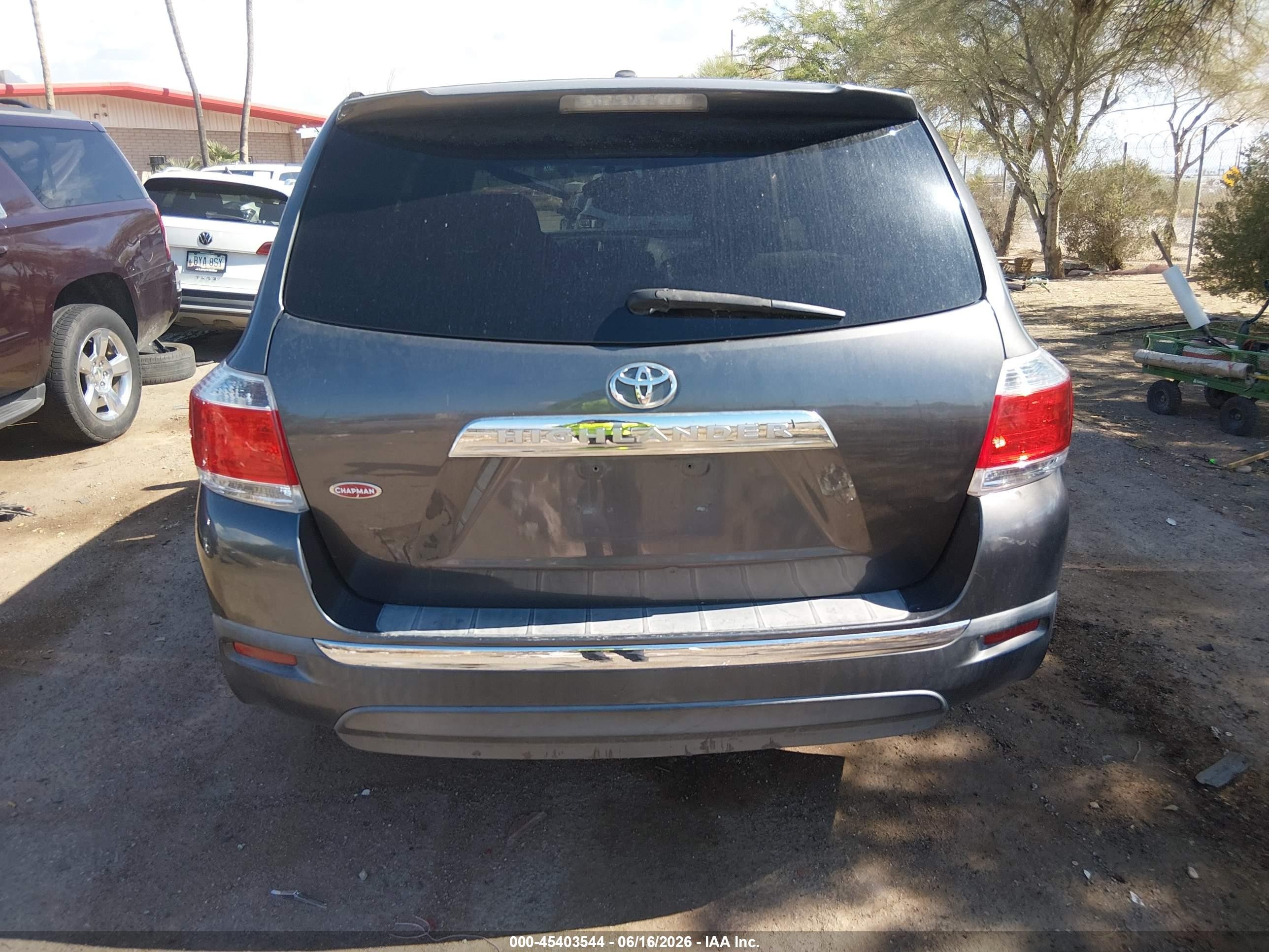 2011 Toyota Highlander Base V6 Gray vin: 5TDZK3EH7BS028346