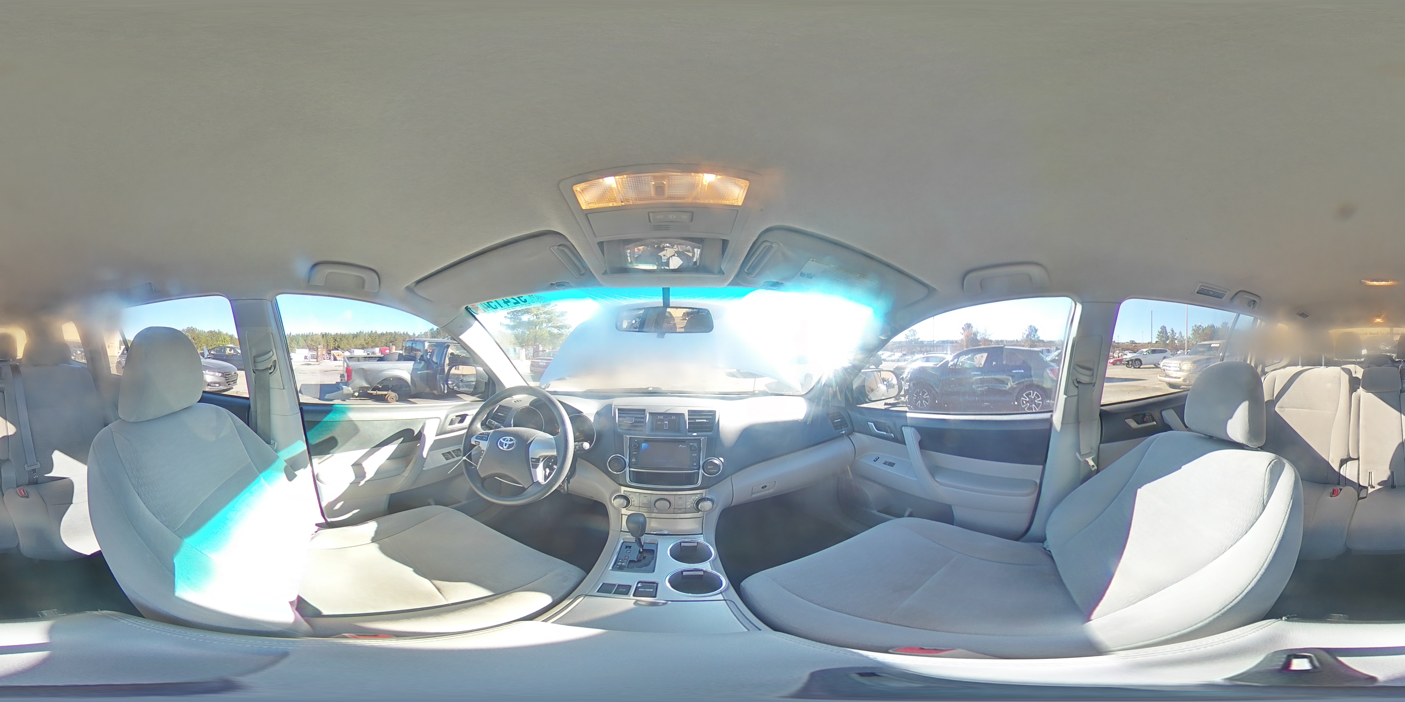 2013 Toyota Highlander Base Silver vin: 5TDZK3EH7DS098478
