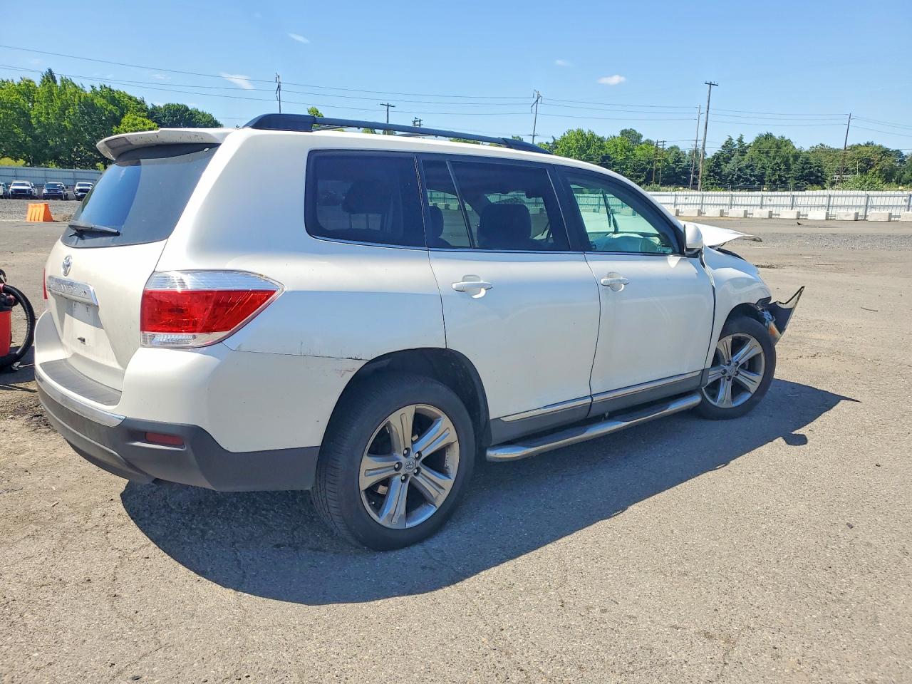 2013 Toyota Highlander Se White vin: 5TDZK3EH7DS102240