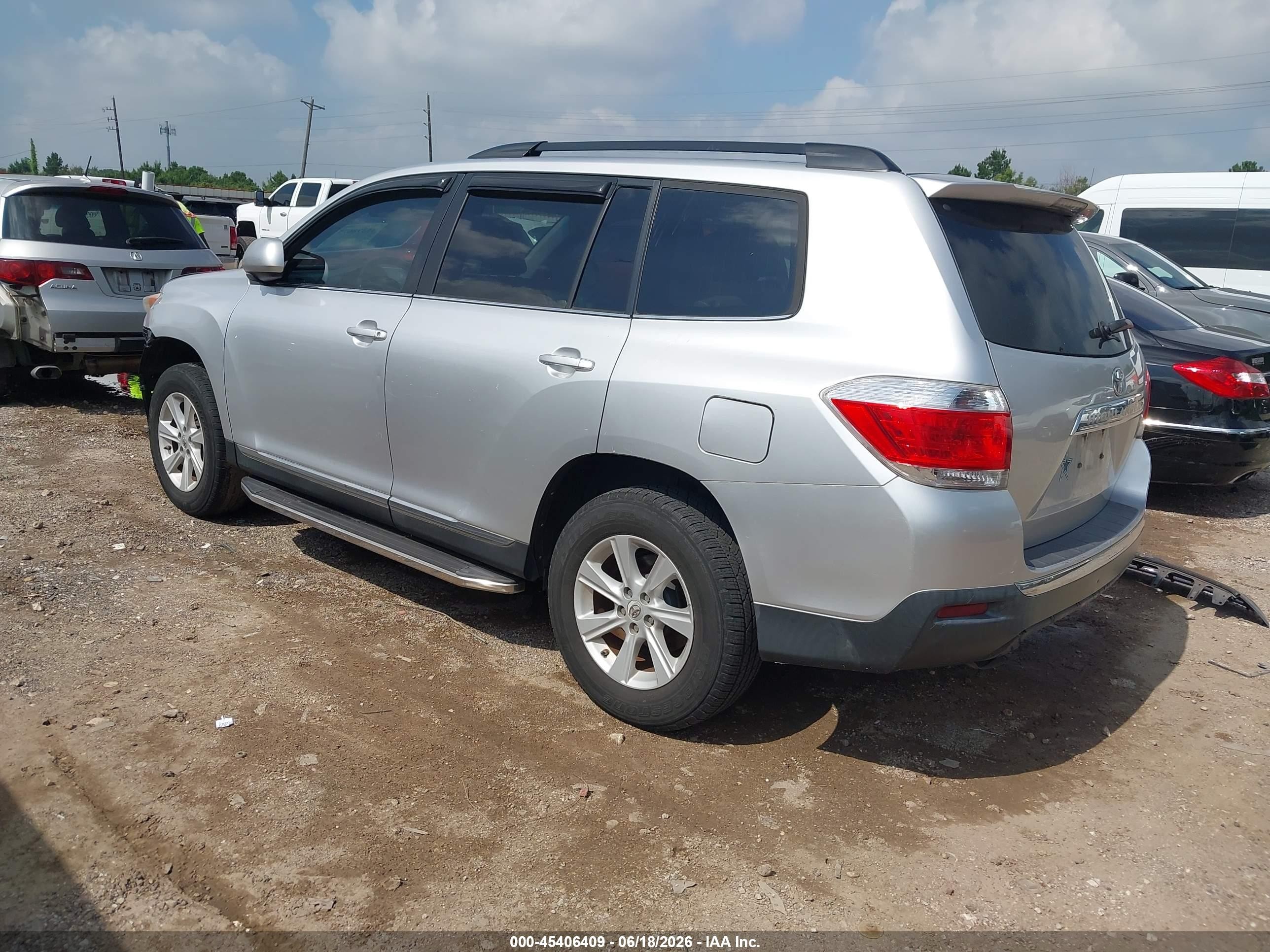 2013 Toyota Highlander Base Plus V6 Серебряный vin: 5TDZK3EH7DS140180
