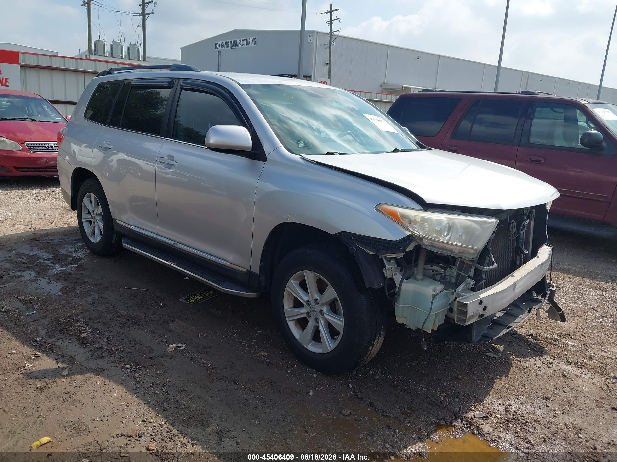 2013 Toyota Highlander Base Plus V6 Серебряный vin: 5TDZK3EH7DS140180