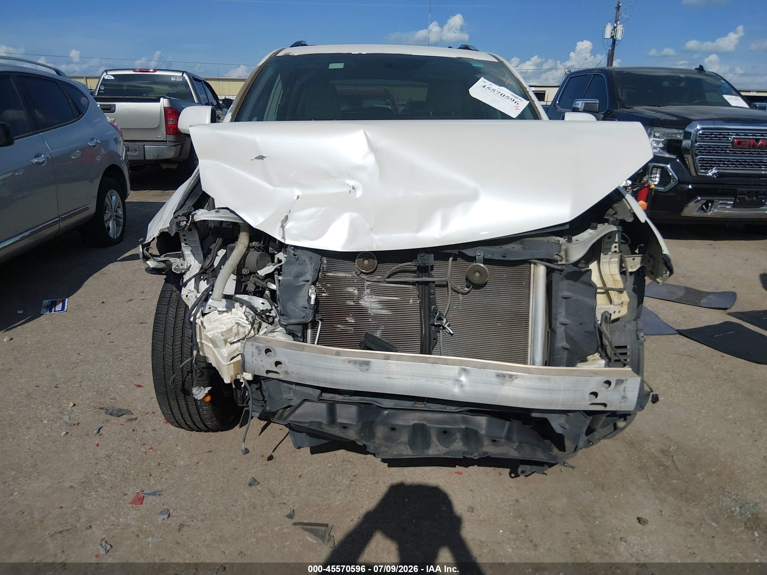 2012 Toyota Highlander Base V6 White vin: 5TDZK3EH8CS089366