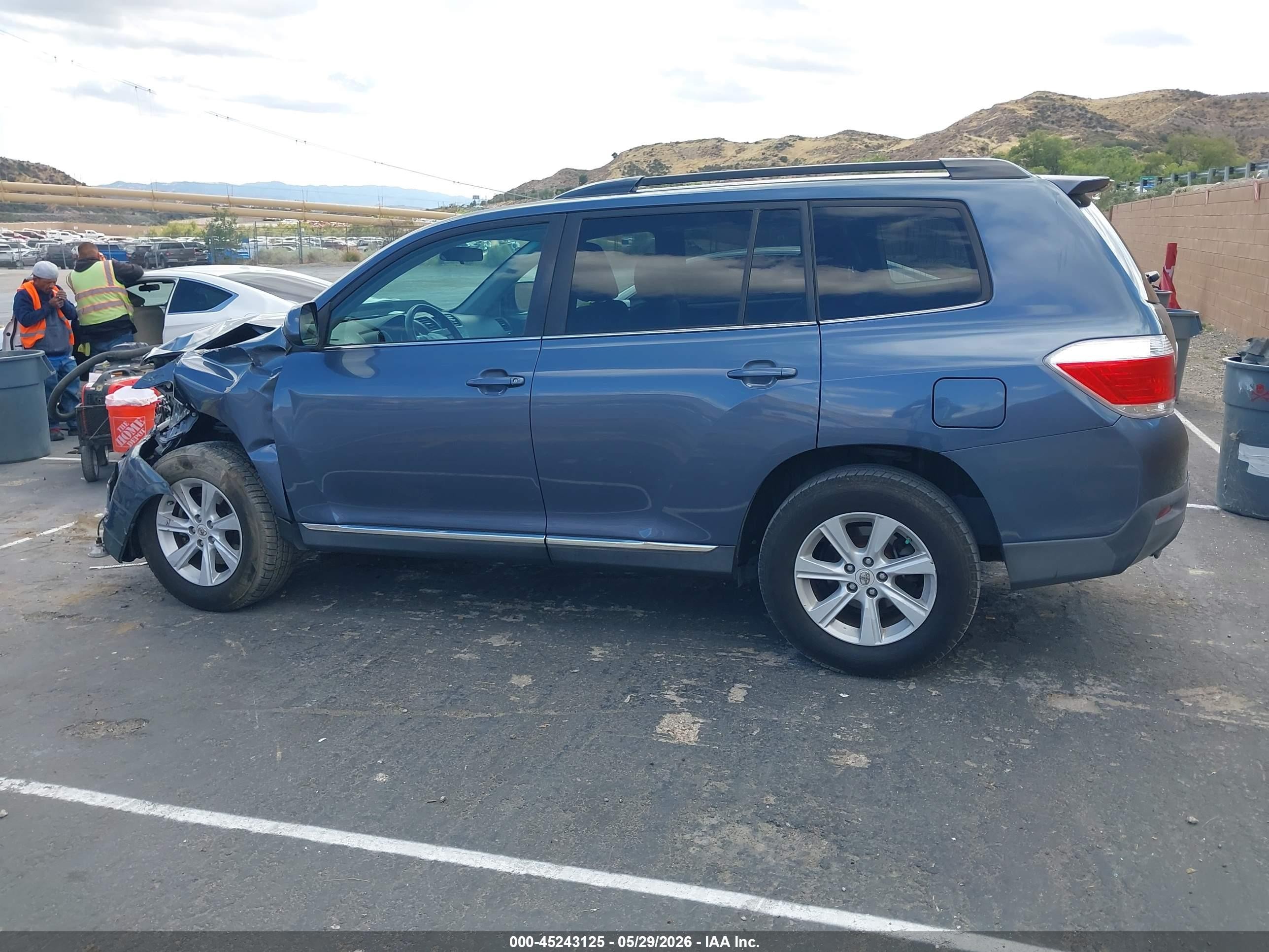 2012 Toyota Highlander Base V6 Blue vin: 5TDZK3EH8CS089495