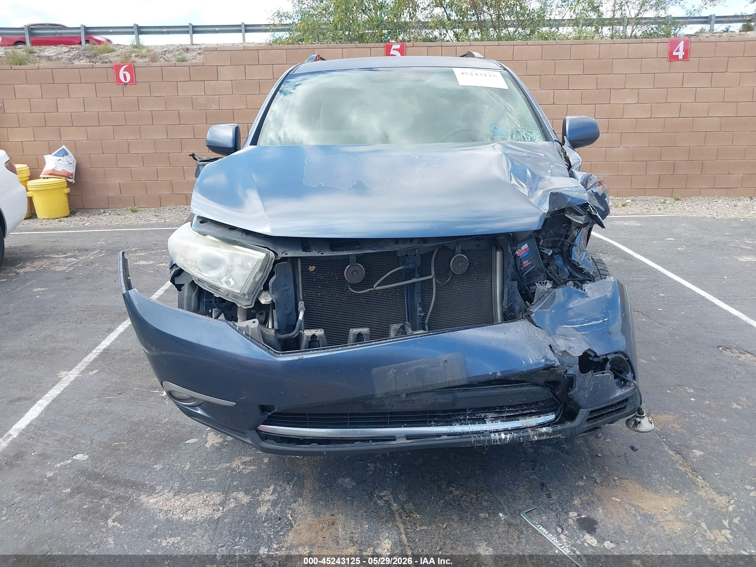 2012 Toyota Highlander Base V6 Blue vin: 5TDZK3EH8CS089495
