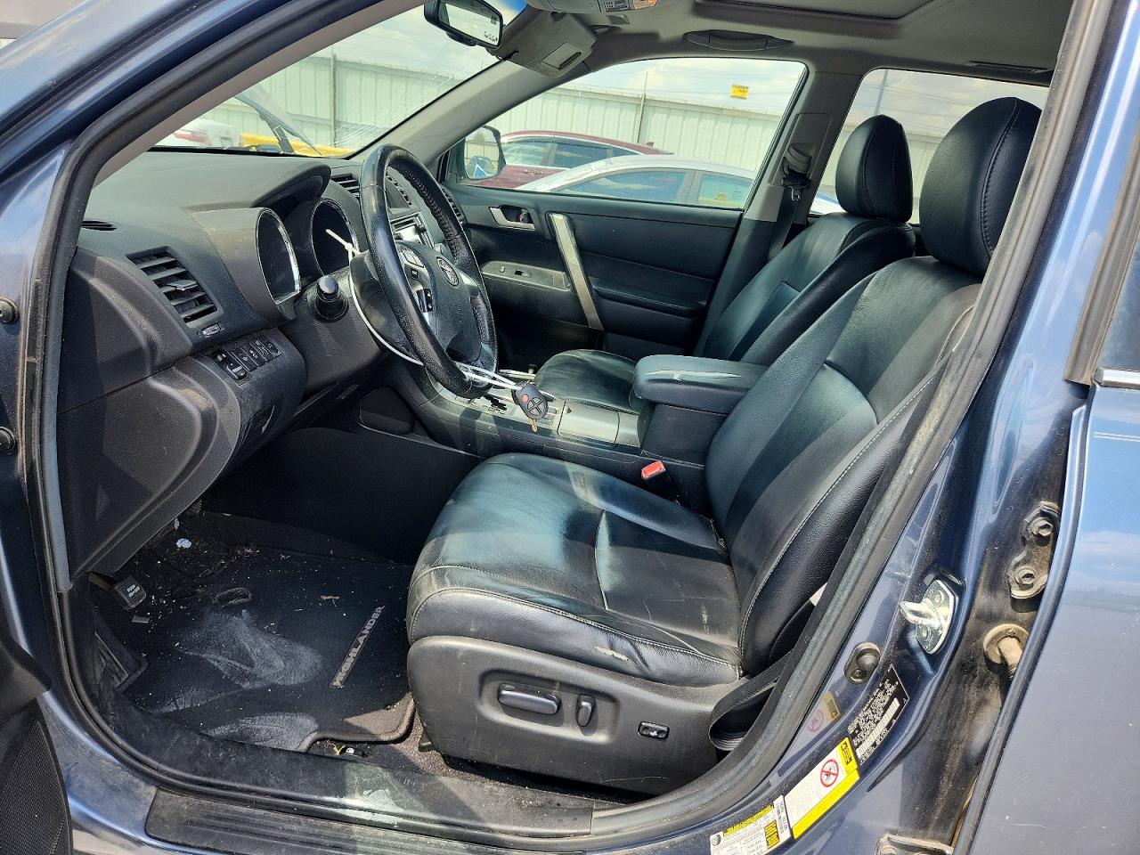 2013 Toyota Highlander Se Blue vin: 5TDZK3EH8DS116289
