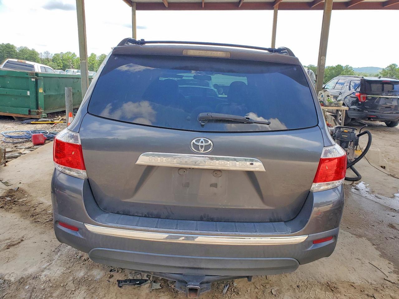 2013 Toyota Highlander Se Gray vin: 5TDZK3EH8DS116714