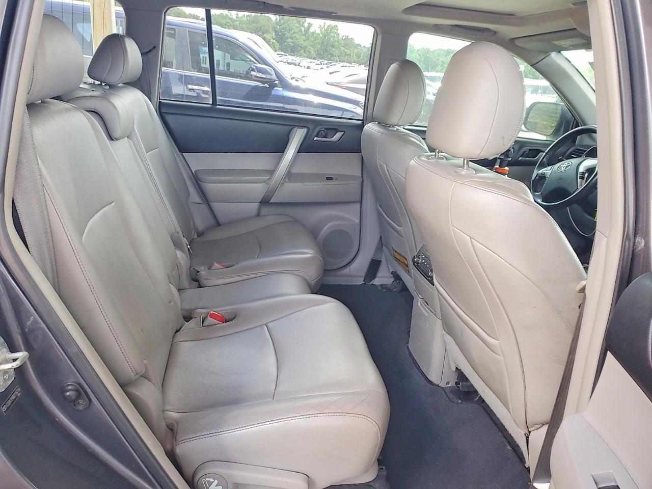 2013 Toyota Highlander Se Gray vin: 5TDZK3EH8DS116714