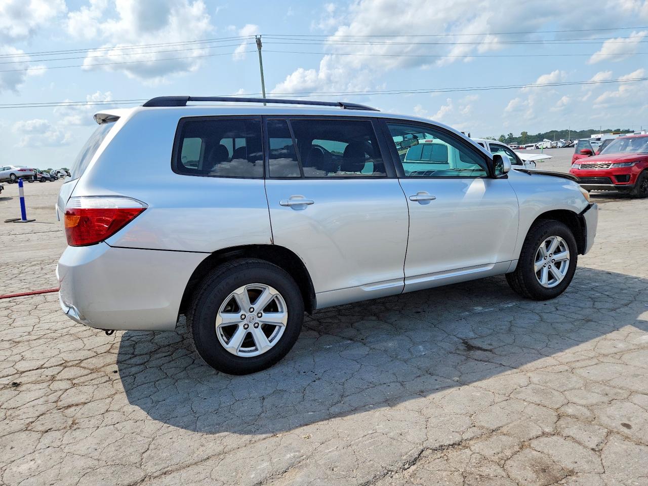 2010 Toyota Highlander Base Серебряный vin: 5TDZK3EH9AS005889