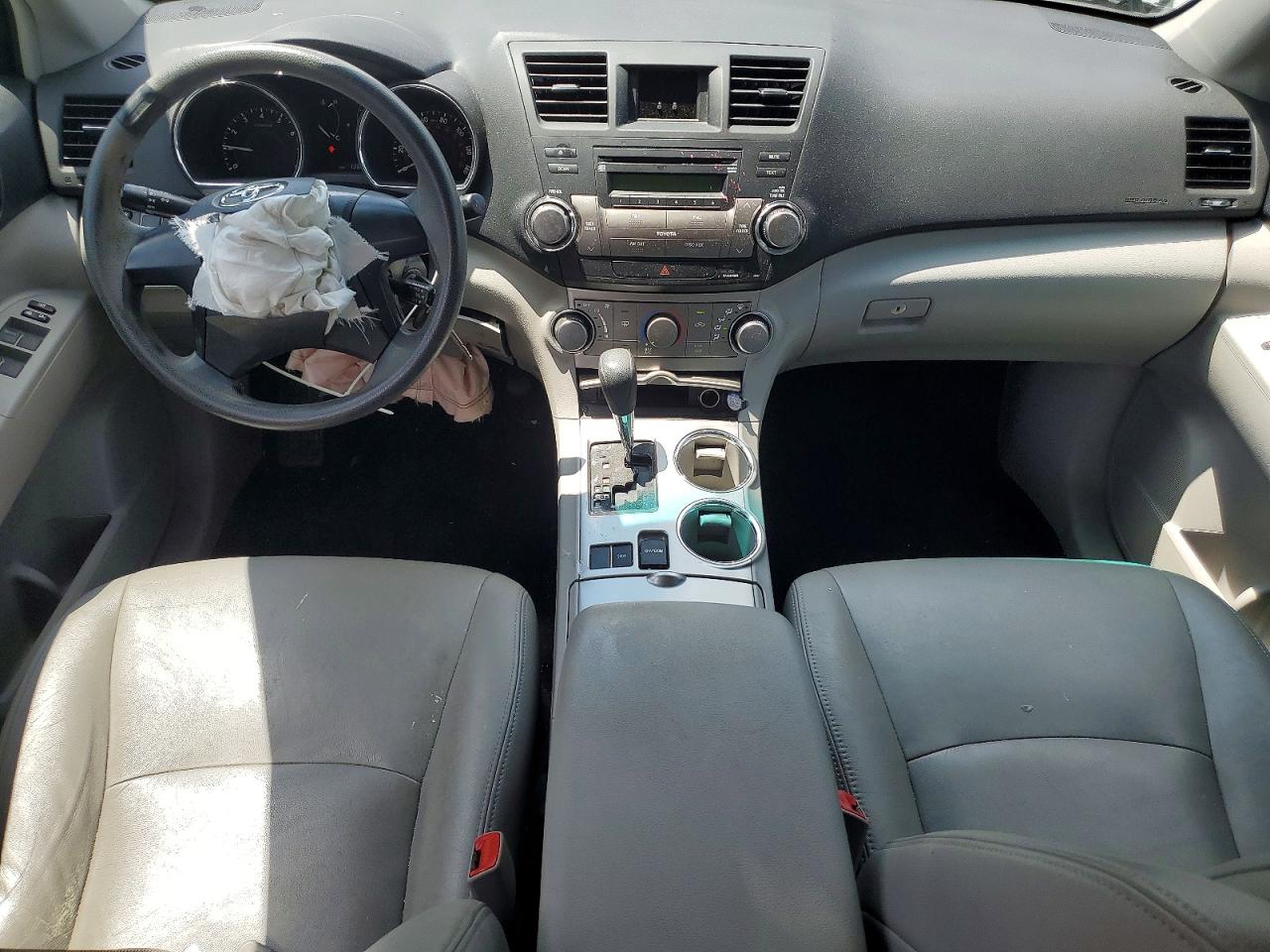 2012 Toyota Highlander Base Charcoal vin: 5TDZK3EH9CS057767