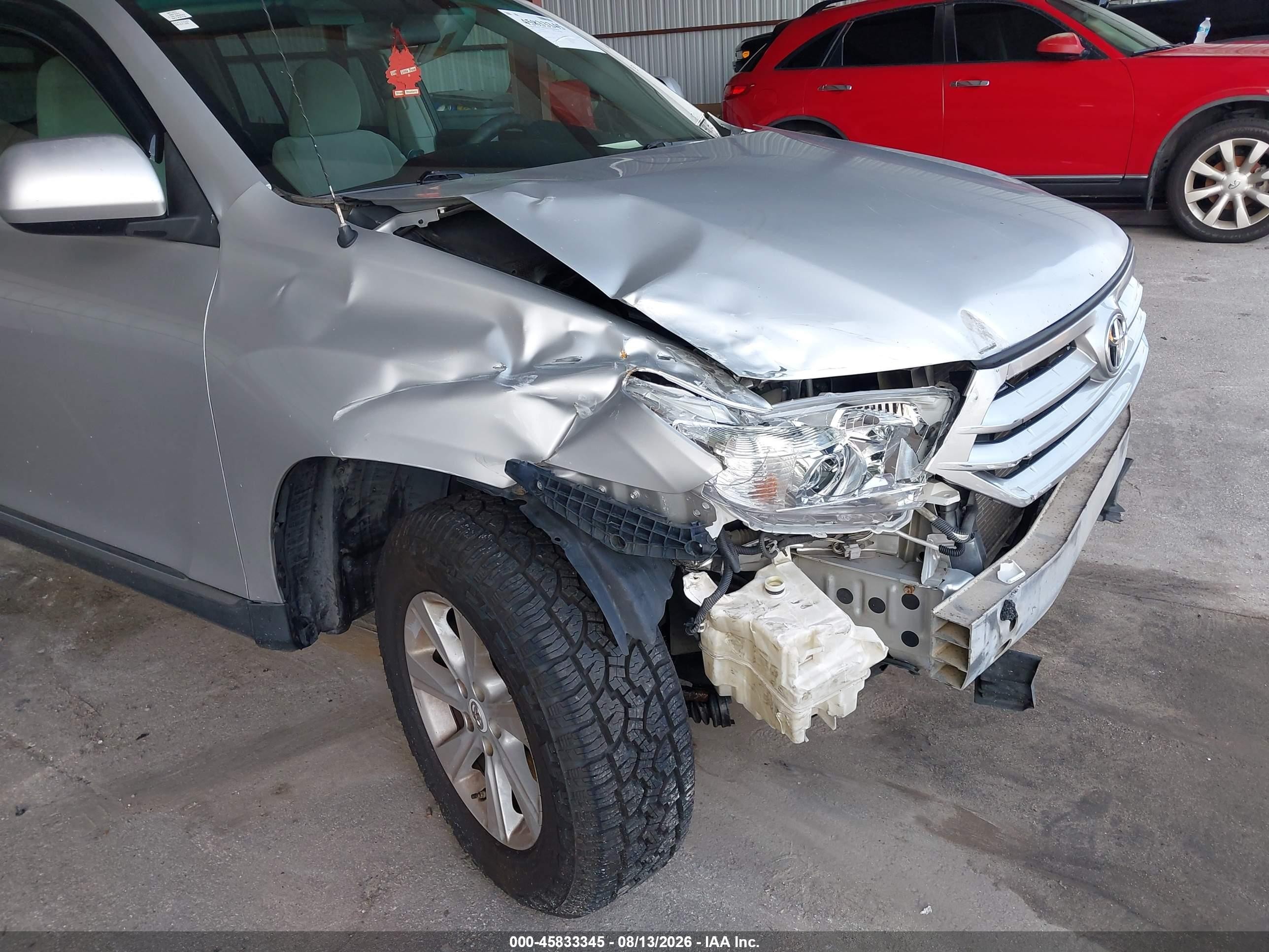 2012 Toyota Highlander Base V6 Серебряный vin: 5TDZK3EH9CS073483