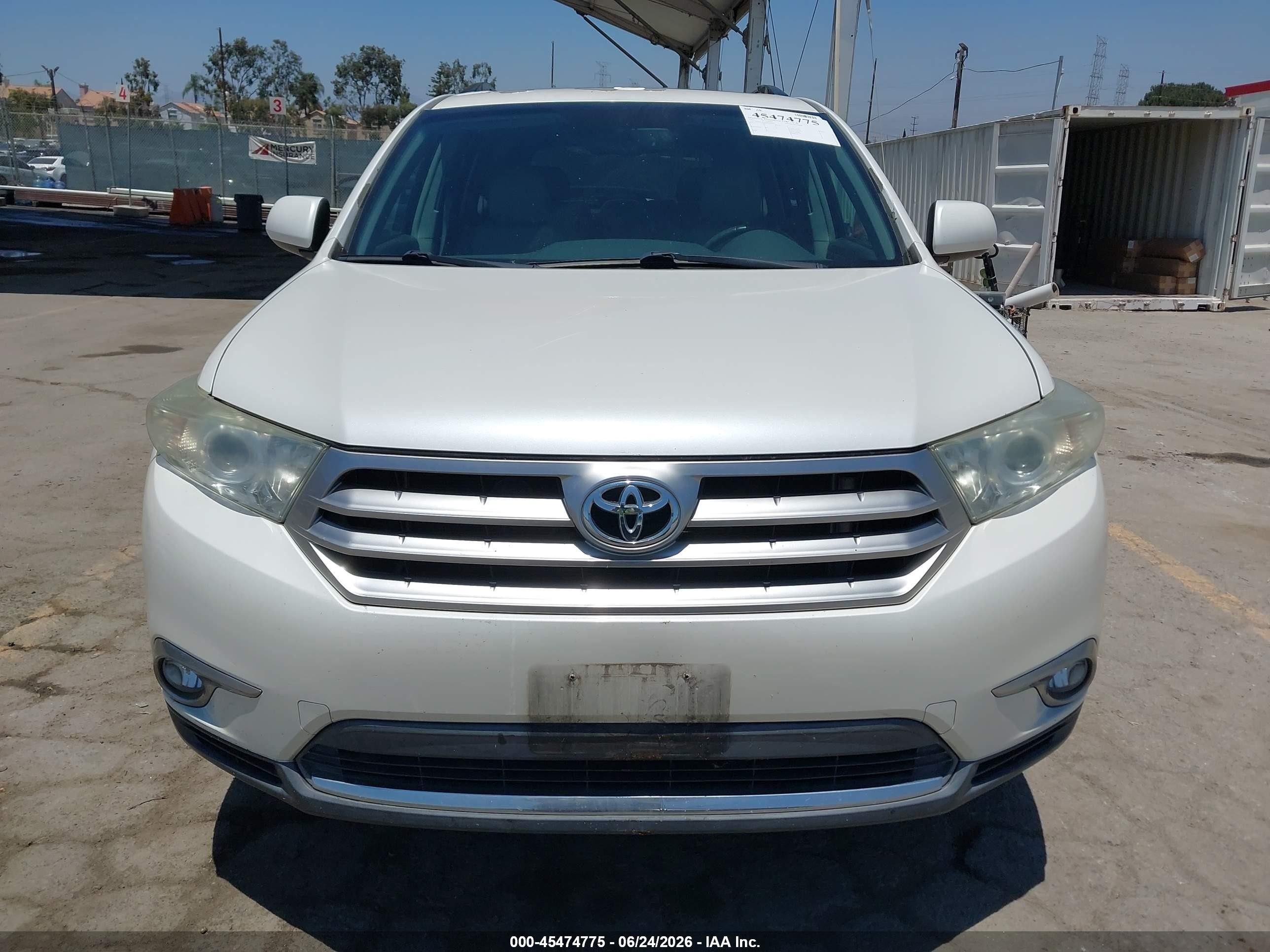 2013 Toyota Highlander Se V6 White vin: 5TDZK3EH9DS108346