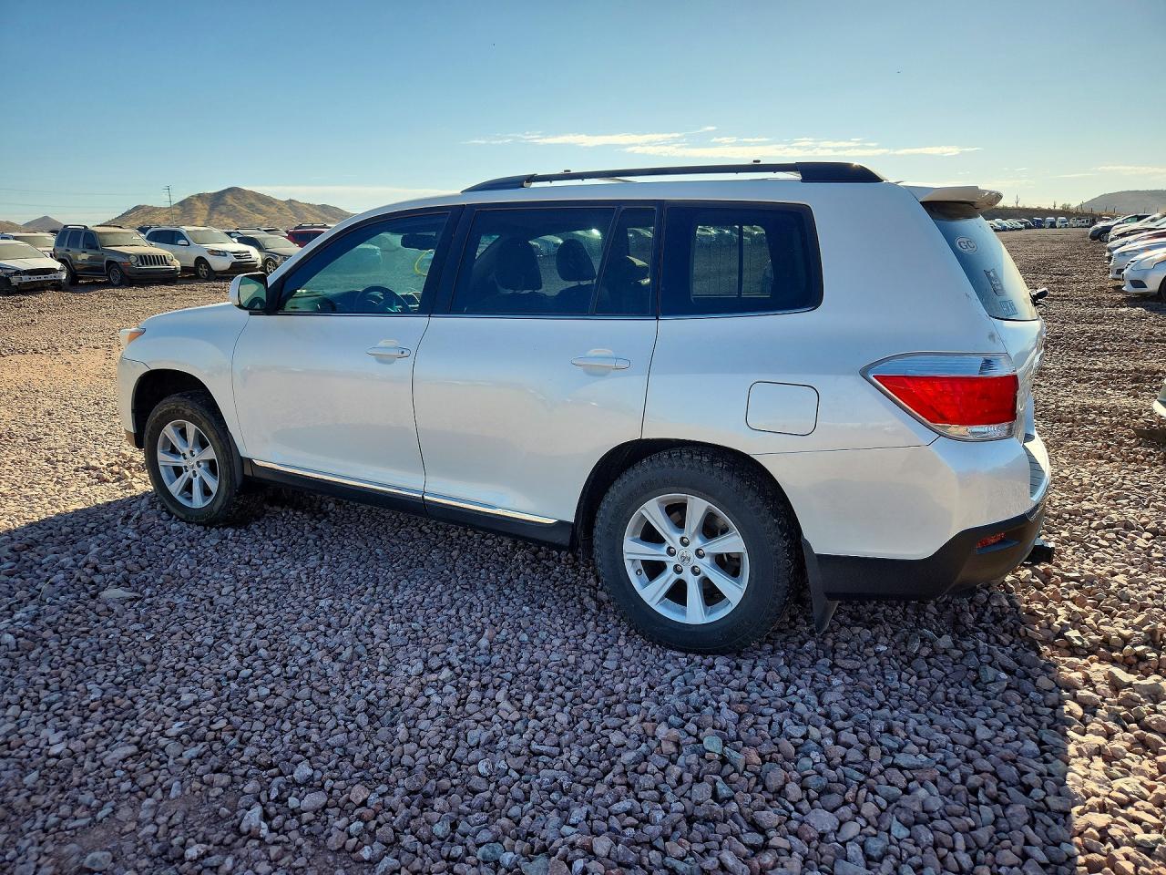 2013 Toyota Highlander Se White vin: 5TDZK3EH9DS128855