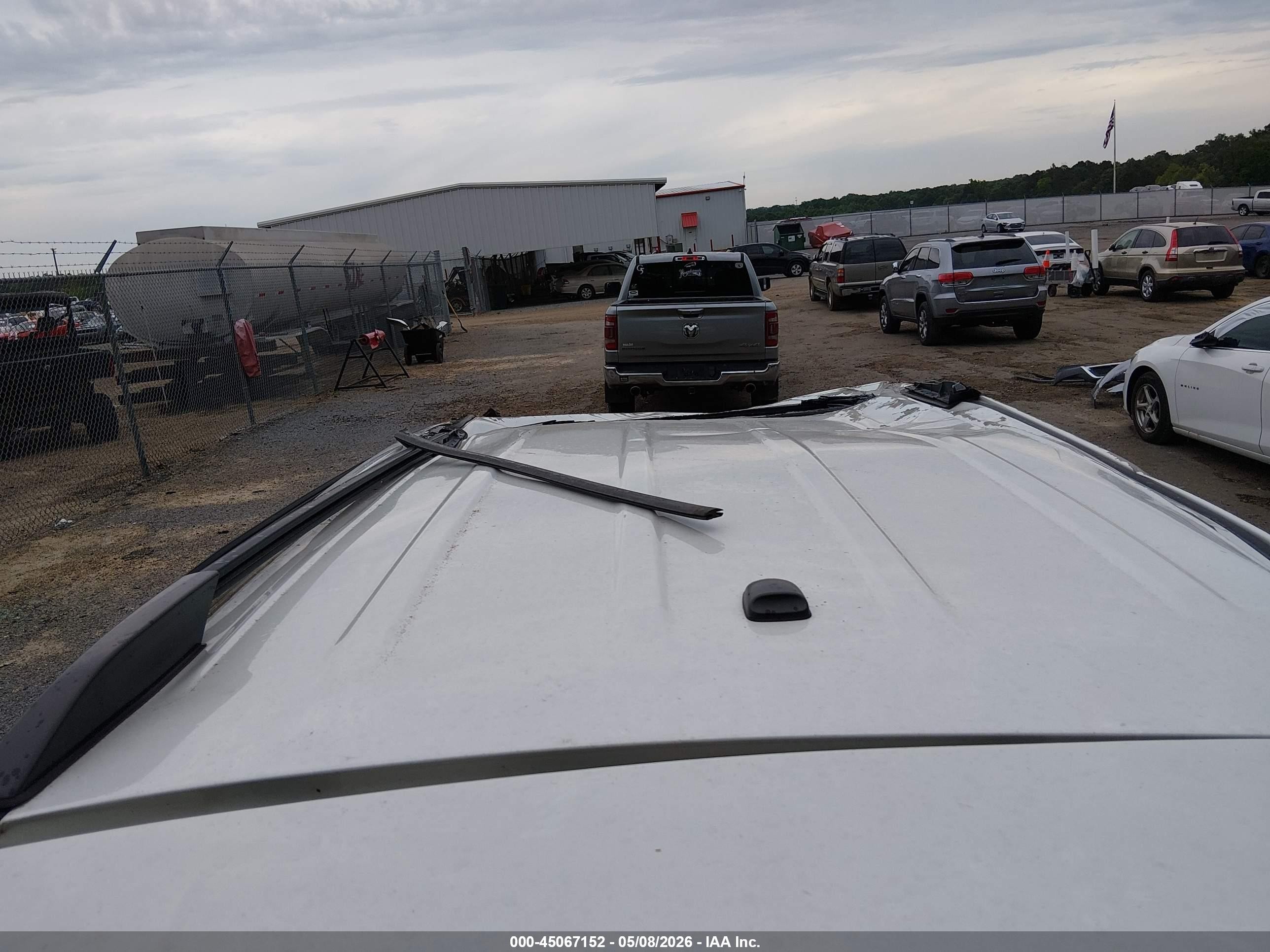 2011 Toyota Highlander Se V6 Белый vin: 5TDZK3EHXBS045190