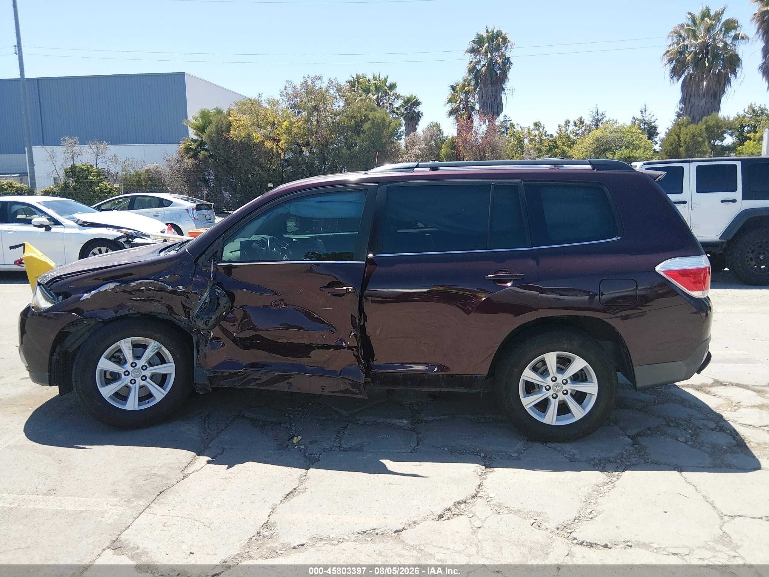 2011 Toyota Highlander Se V6 Burgundy vin: 5TDZK3EHXBS046307
