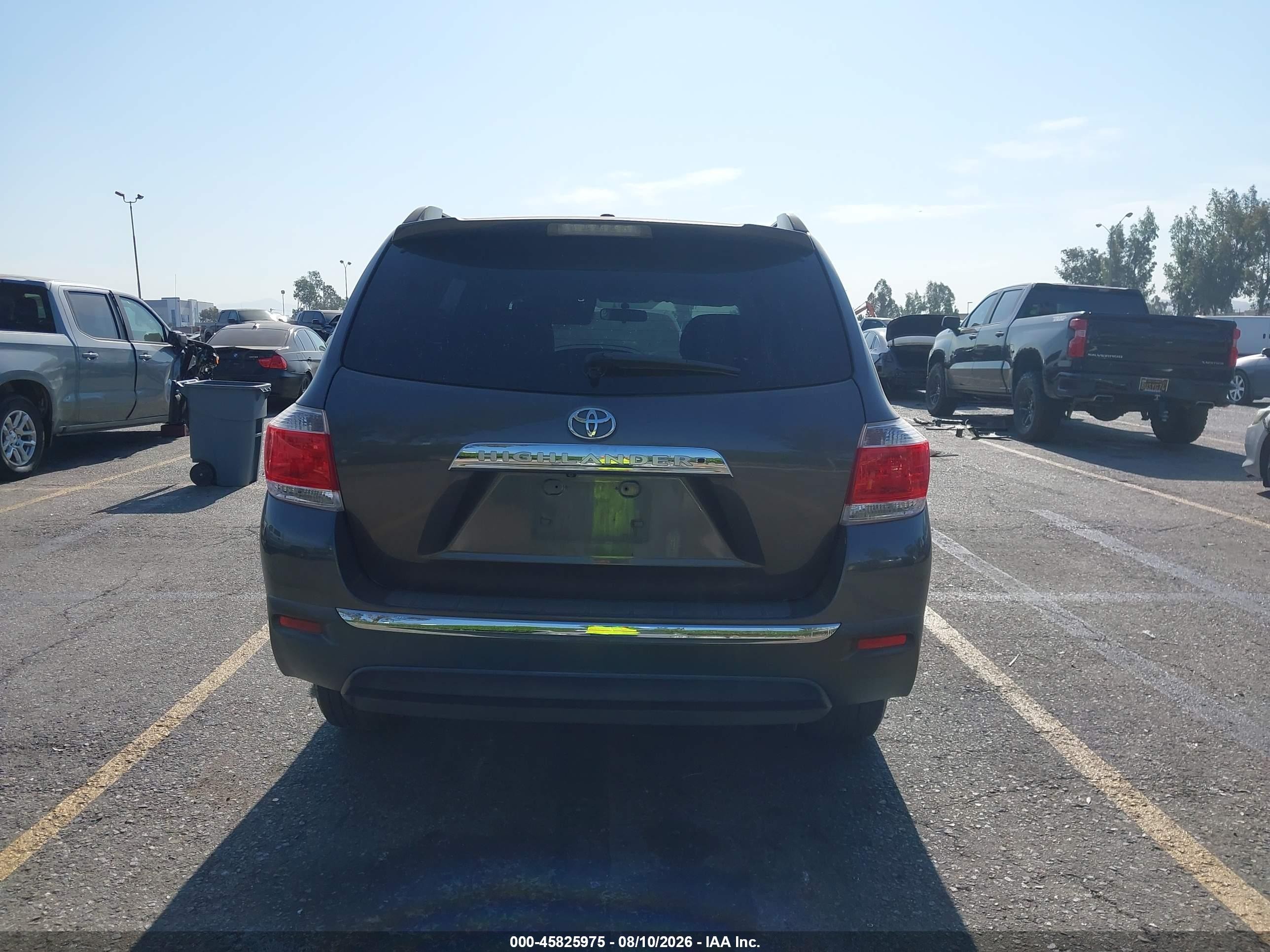 2012 Toyota Highlander Base V6 Gray vin: 5TDZK3EHXCS056904