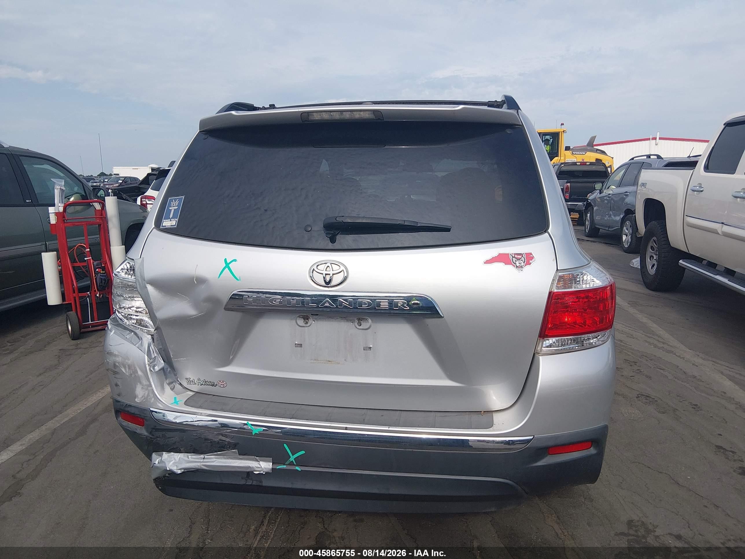2012 Toyota Highlander Base V6 Серебряный vin: 5TDZK3EHXCS060211