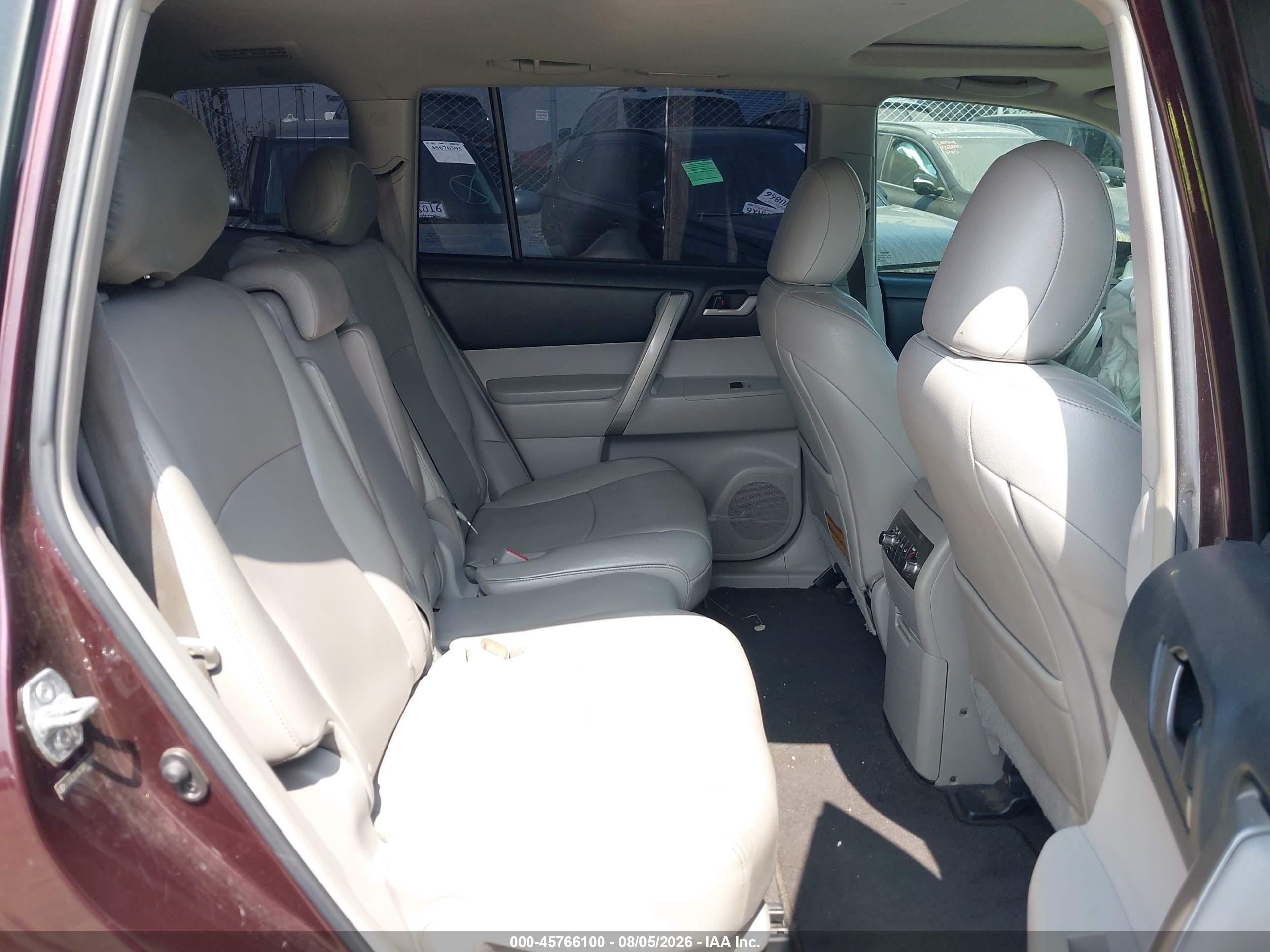 2012 Toyota Highlander Se V6 Purple vin: 5TDZK3EHXCS070169