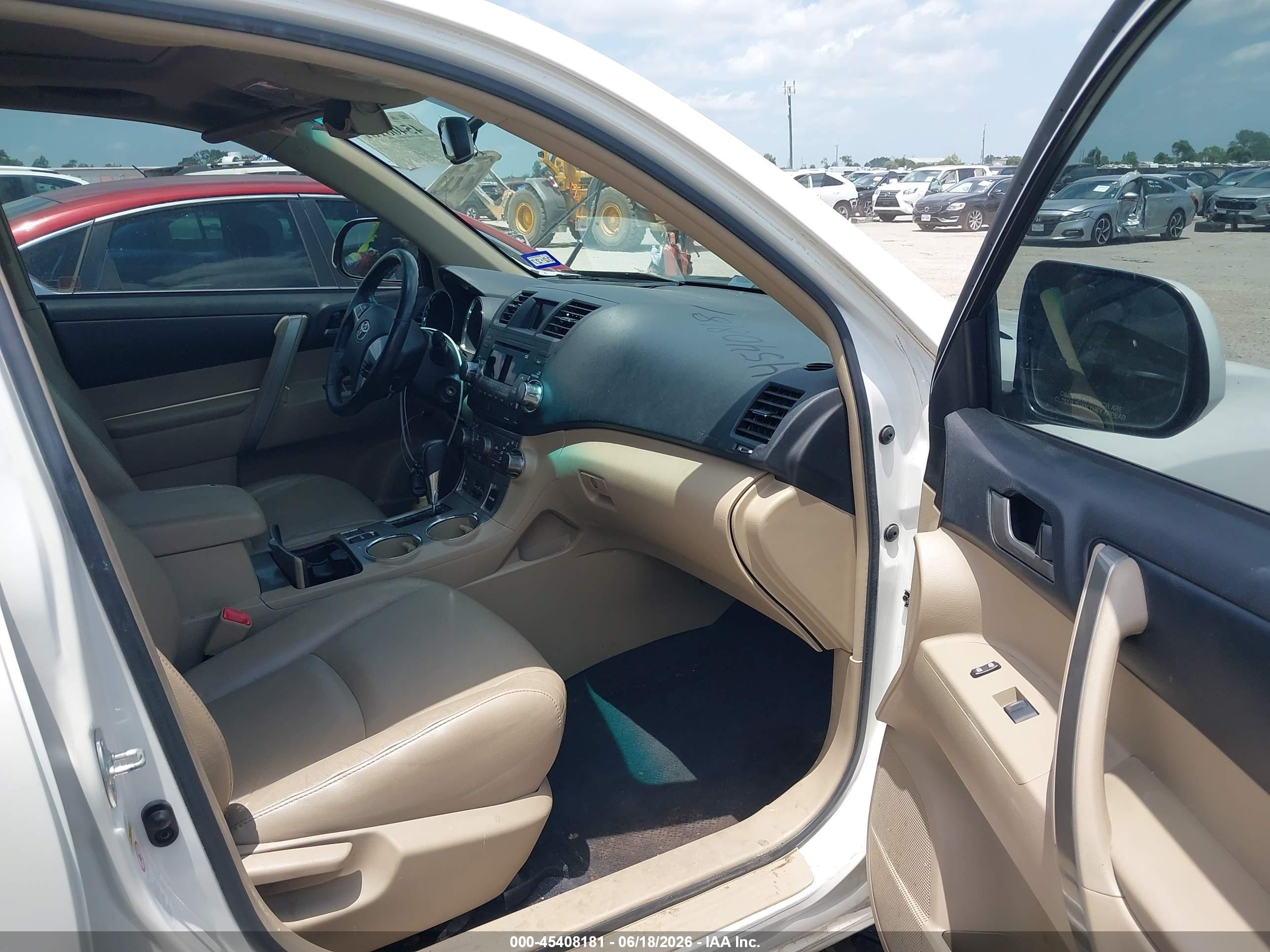 2012 Toyota Highlander Se V6 White vin: 5TDZK3EHXCS080183