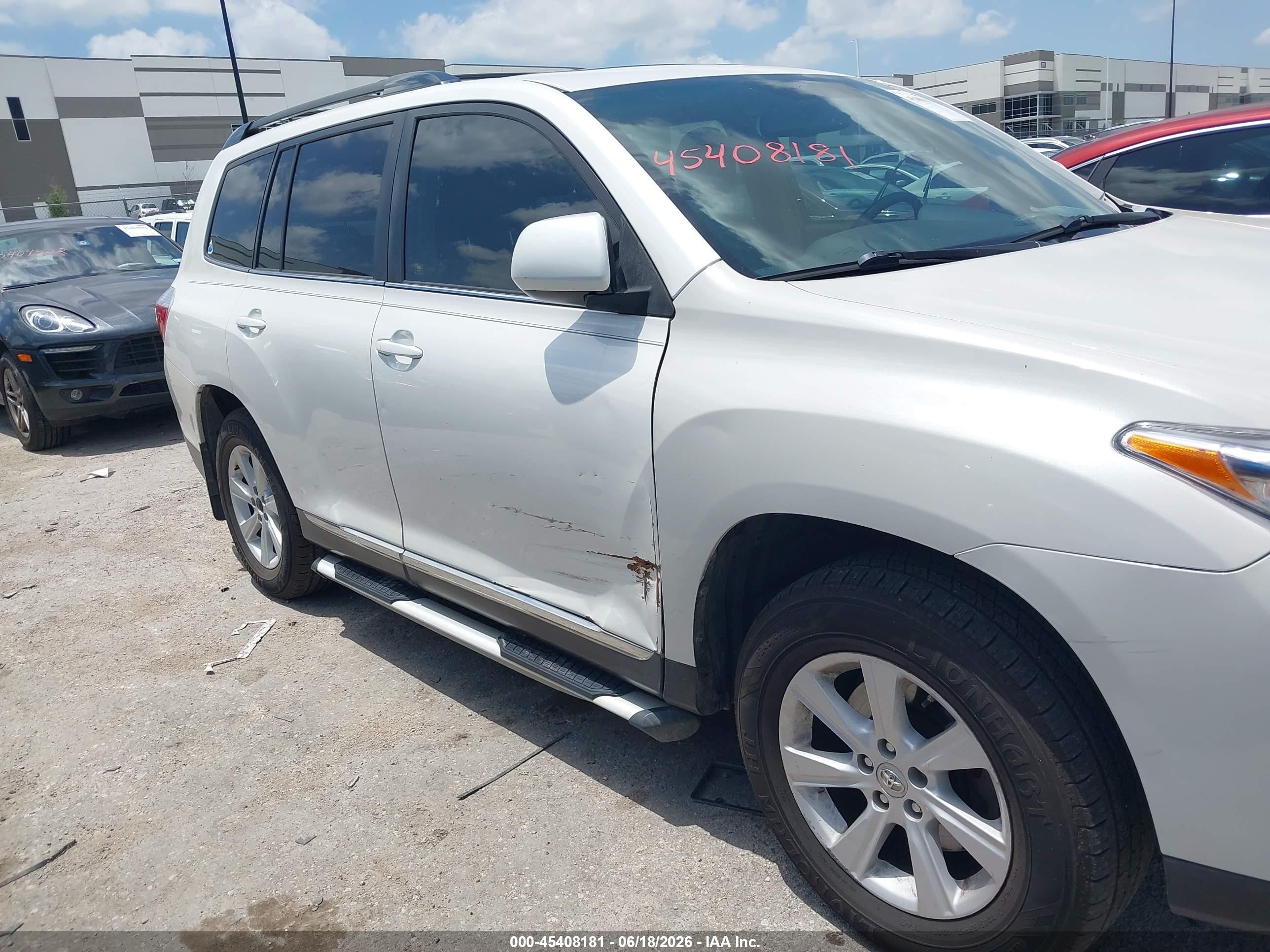 2012 Toyota Highlander Se V6 White vin: 5TDZK3EHXCS080183