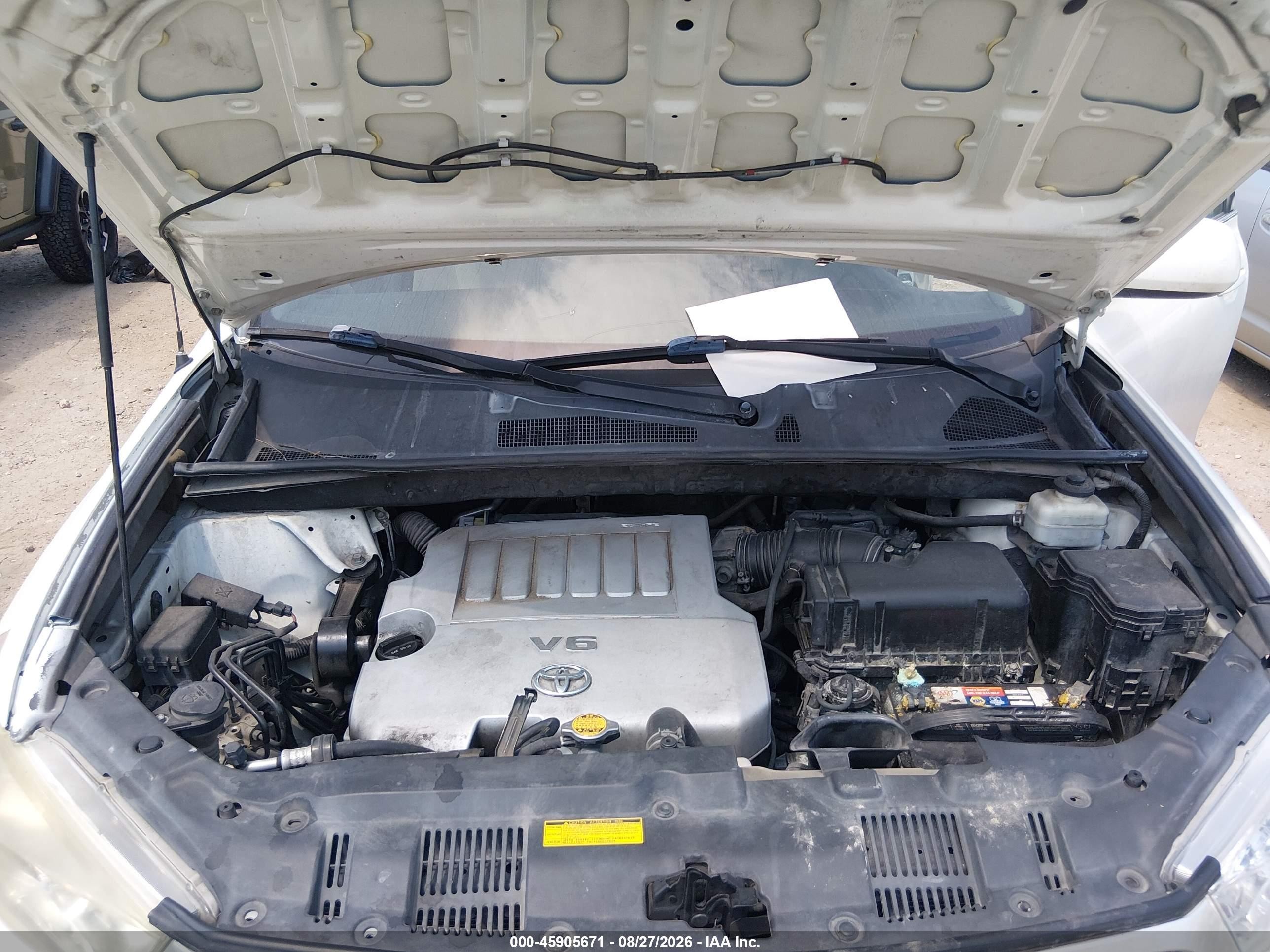 2012 Toyota Highlander Base V6 Белый vin: 5TDZK3EHXCS080412