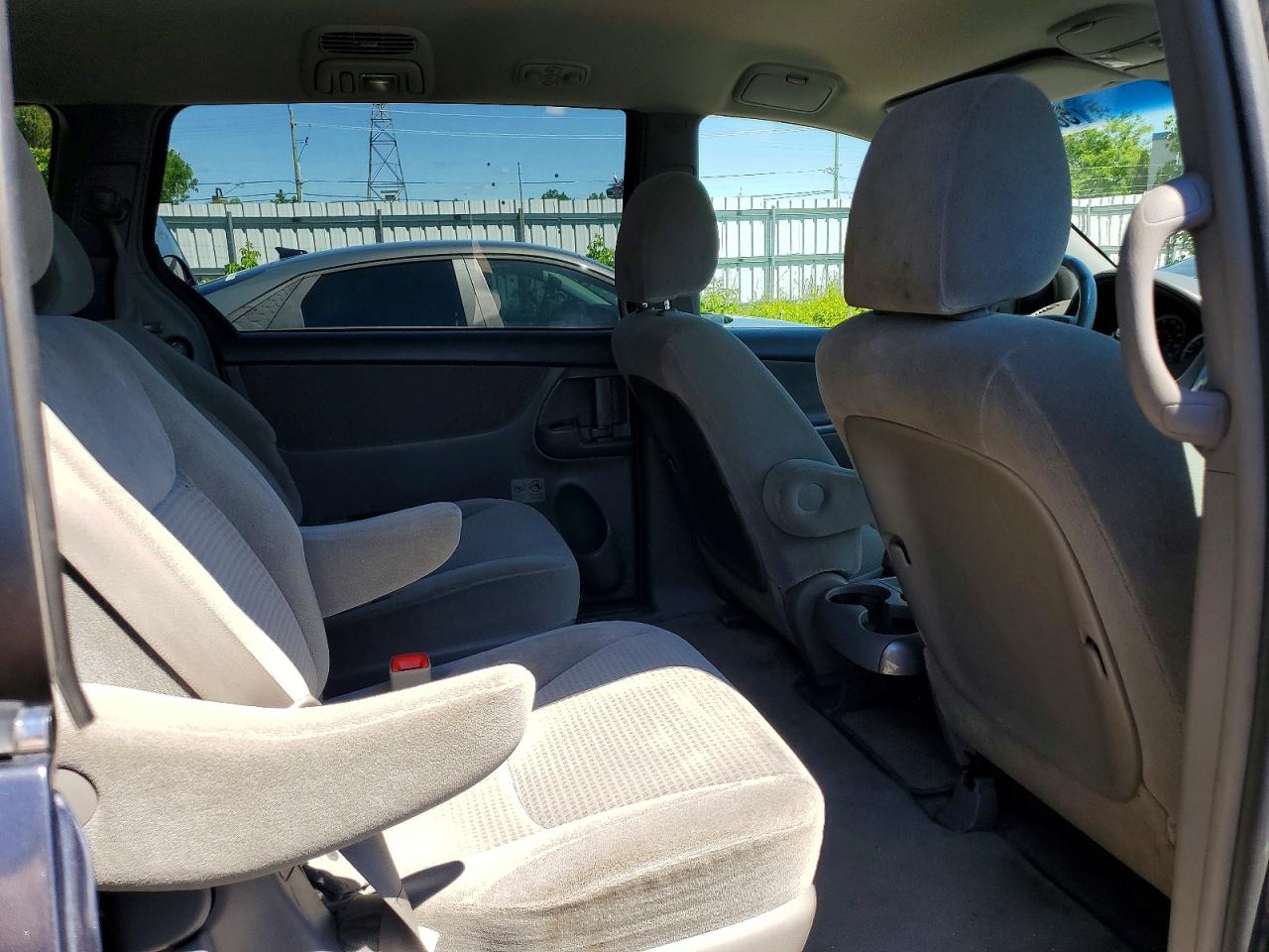 2010 Toyota Sienna Ce Угольный vin: 5TDZK4CC1AS291475