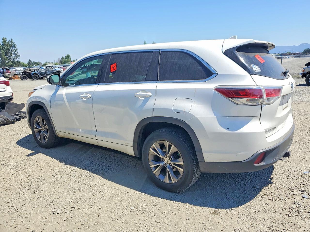 2015 Toyota Highlander Le Plus Белый vin: 5TDZKRFH0FS060031
