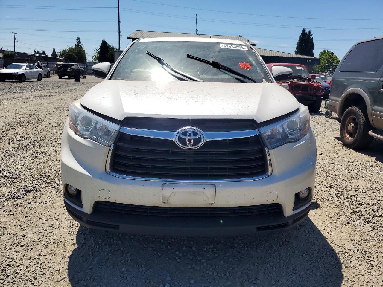 2015 Toyota Highlander Le Plus Белый vin: 5TDZKRFH0FS060031