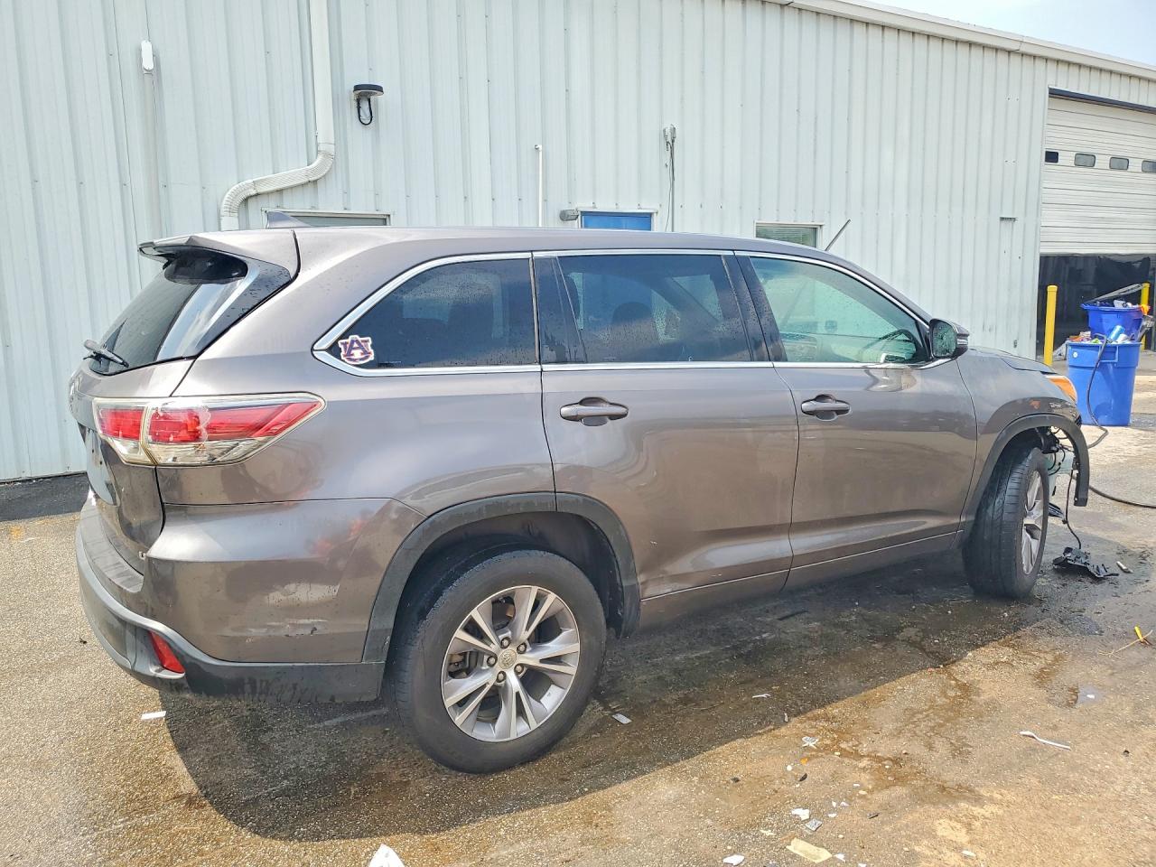2015 Toyota Highlander Le Plus Gray vin: 5TDZKRFH0FS084460