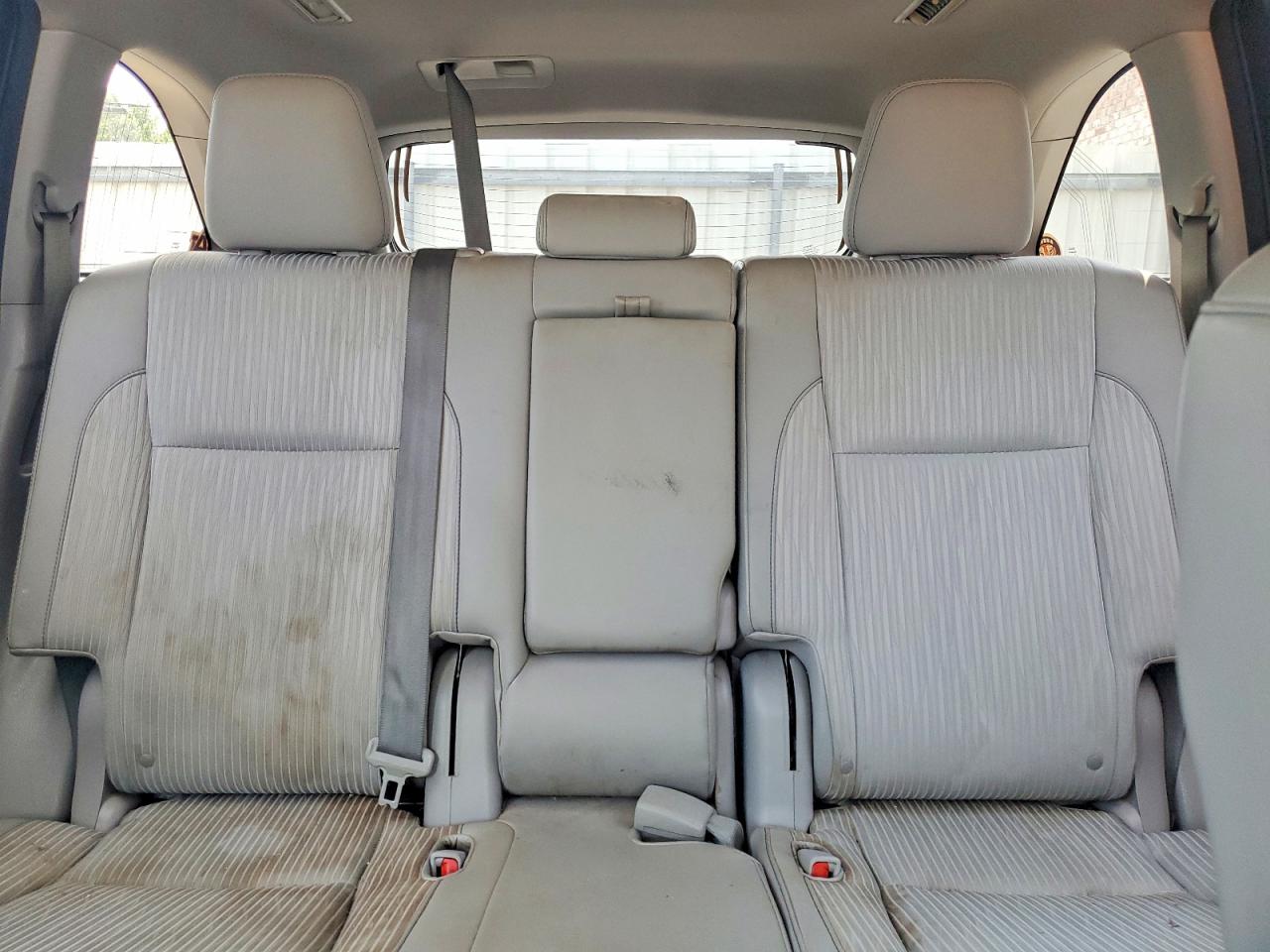 2015 Toyota Highlander Le Plus Gray vin: 5TDZKRFH0FS084460