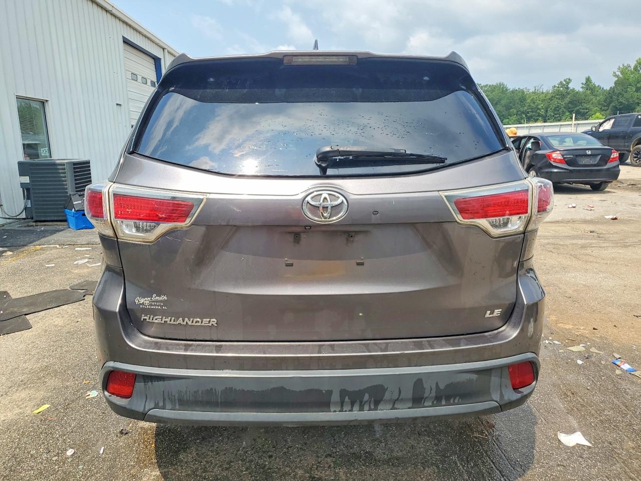 2015 Toyota Highlander Le Plus Gray vin: 5TDZKRFH0FS084460