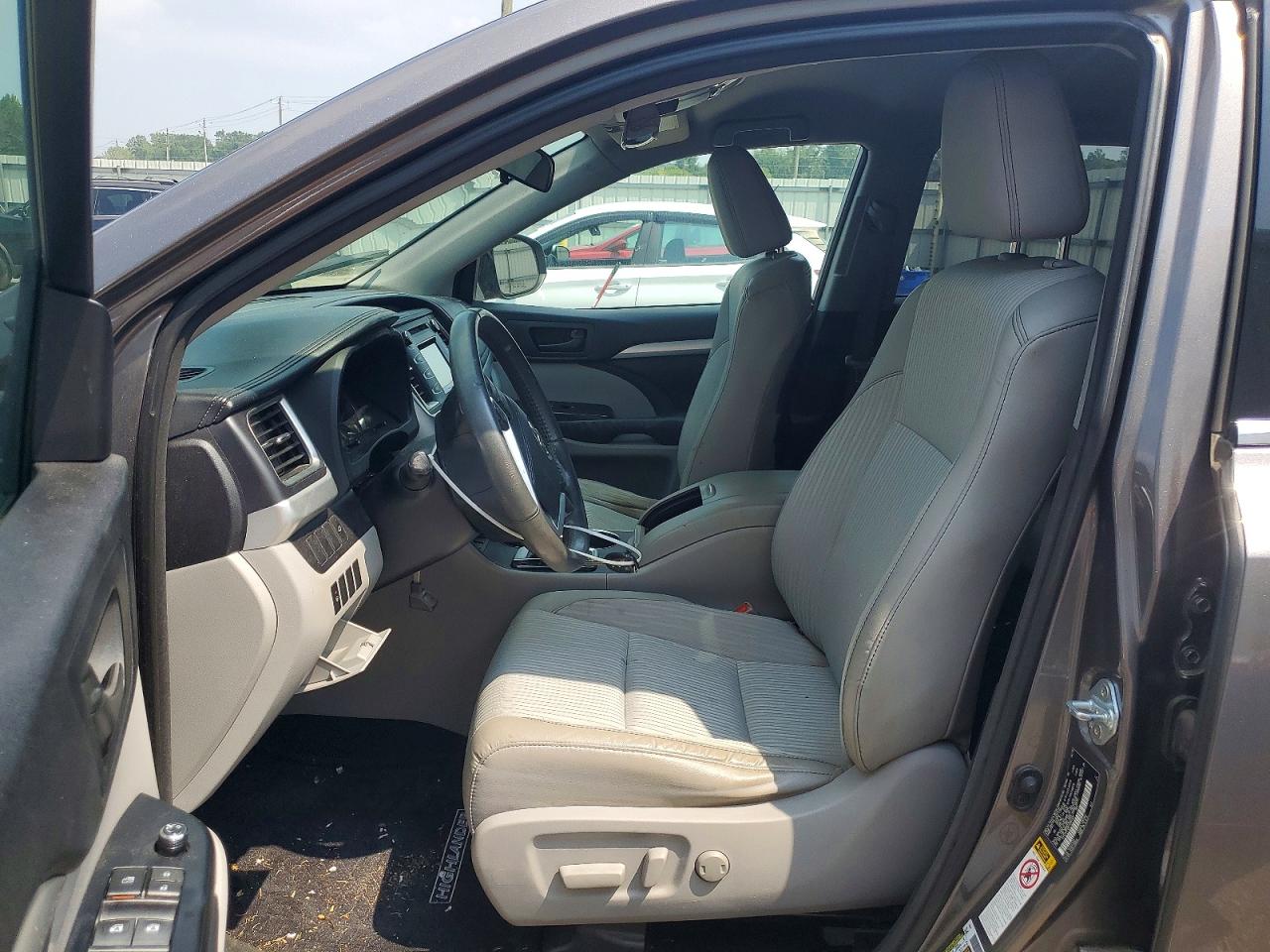 2015 Toyota Highlander Le Plus Gray vin: 5TDZKRFH0FS084460