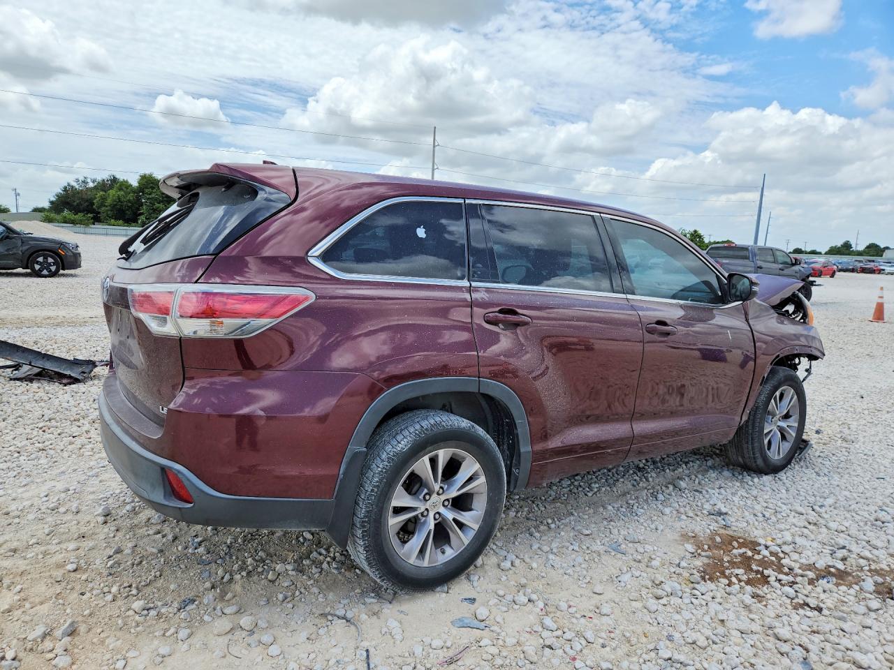 2015 Toyota Highlander Le Plus Maroon vin: 5TDZKRFH1FS112623