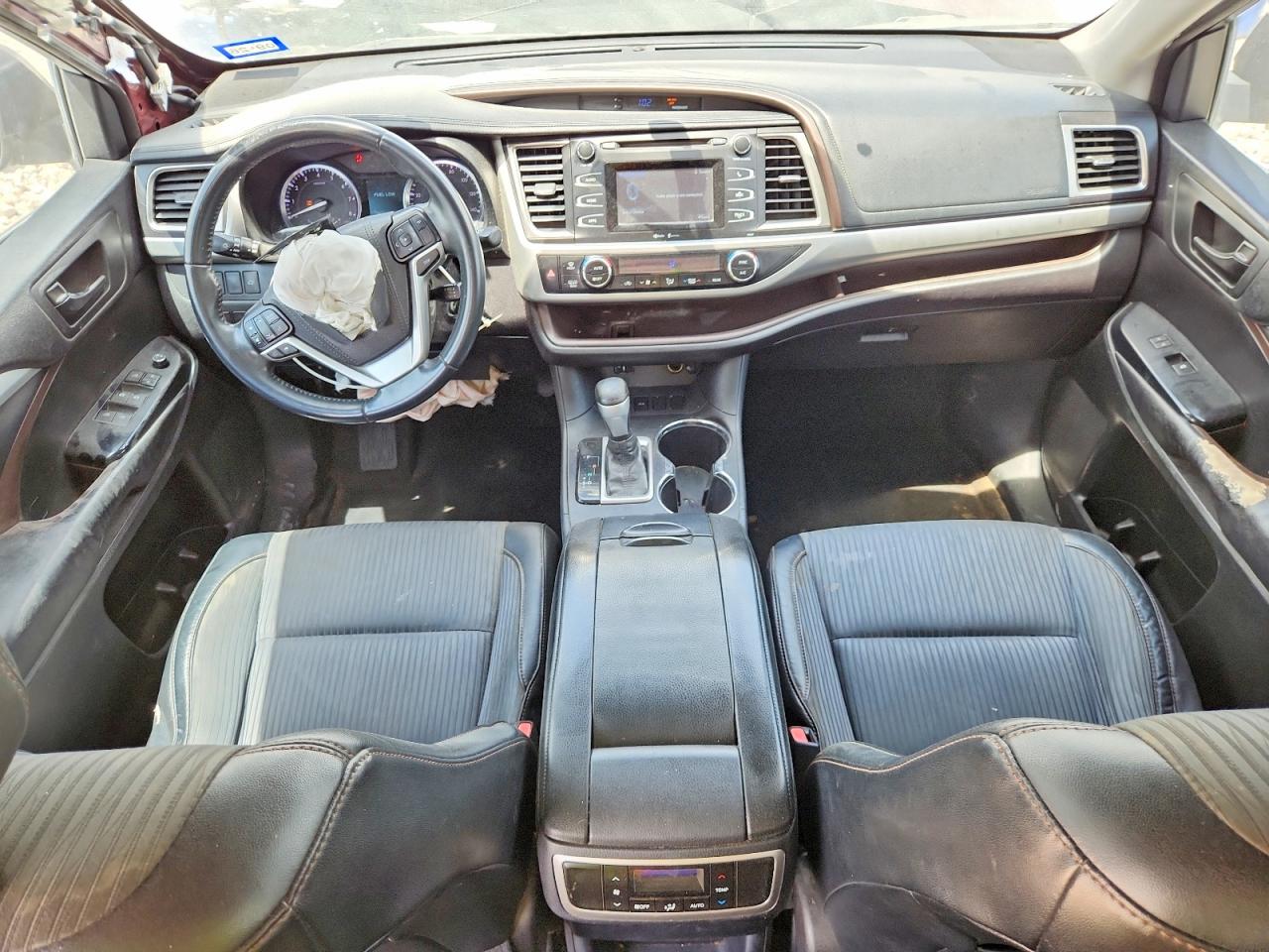 2015 Toyota Highlander Le Plus Maroon vin: 5TDZKRFH1FS112623