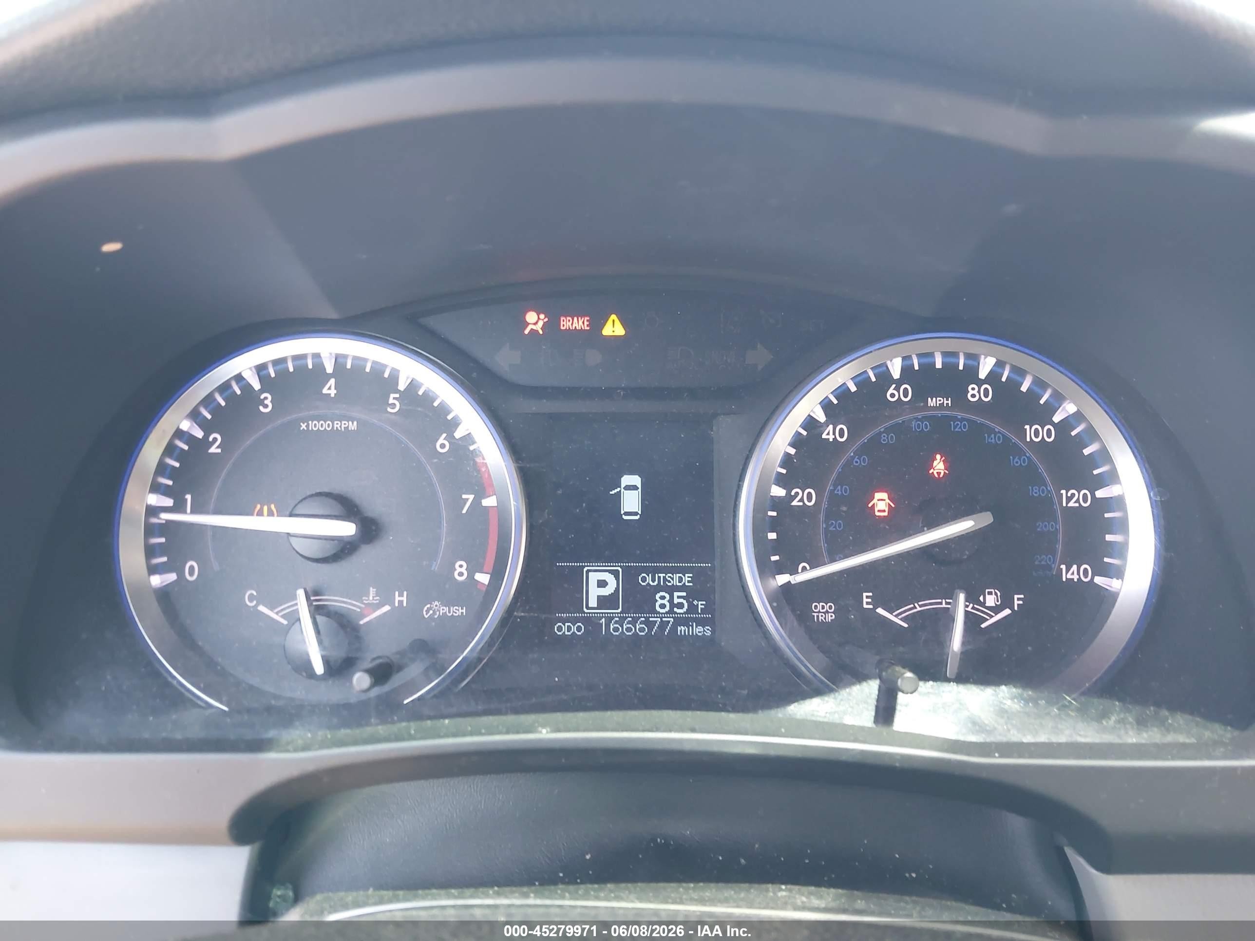 2015 Toyota Highlander Le Plus V6 Белый vin: 5TDZKRFH3FS044034