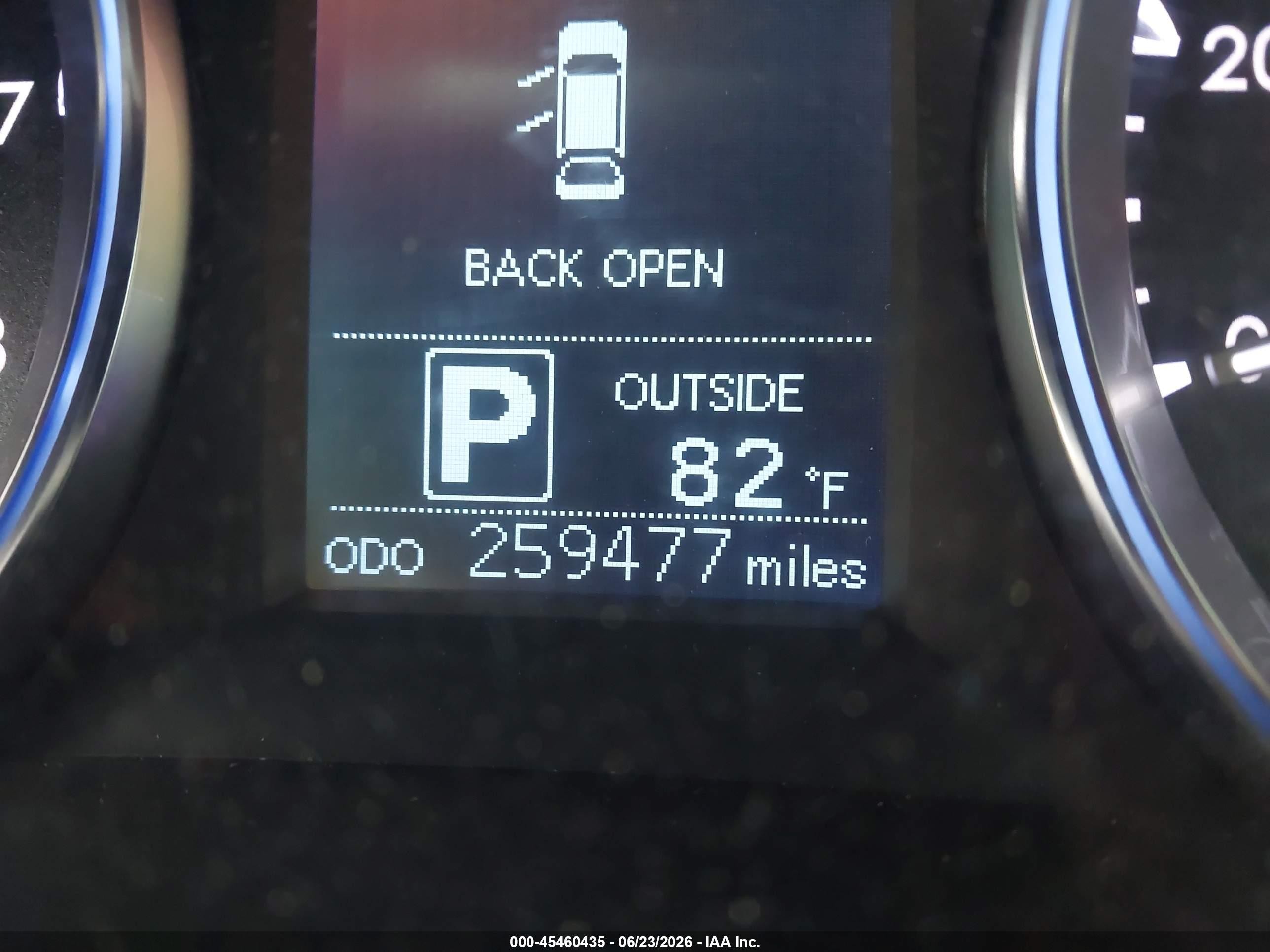 2015 Toyota Highlander Le Plus V6 Gray vin: 5TDZKRFH3FS086817